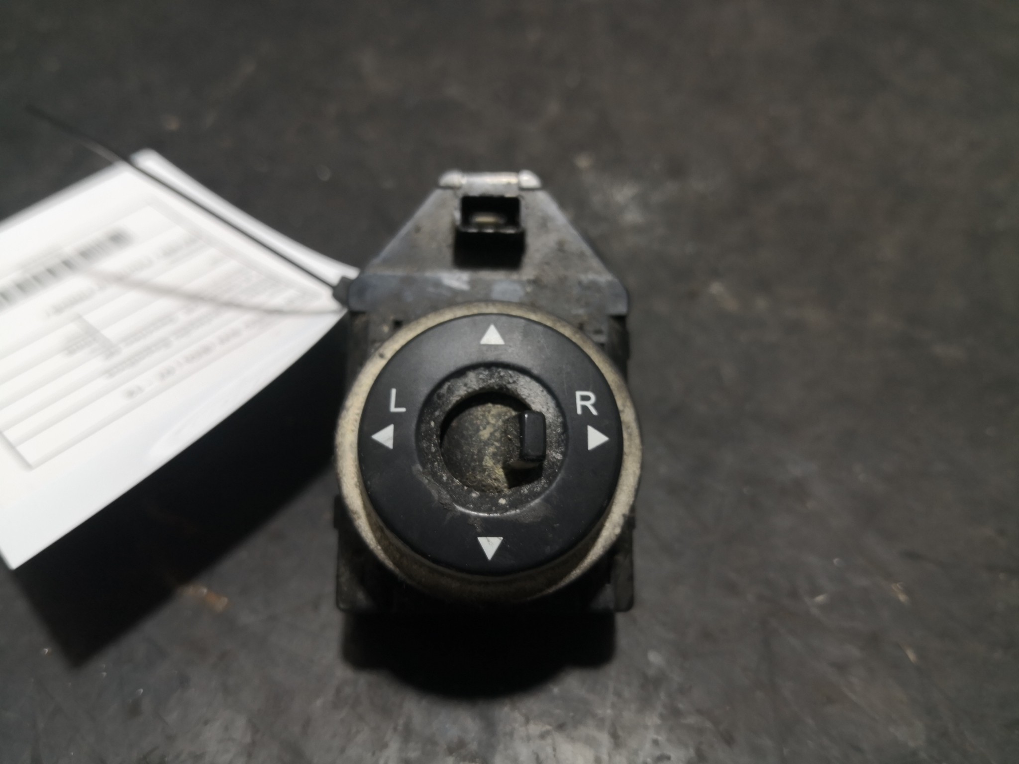 Botão Regulação Espelhos KIA - ID S_93525