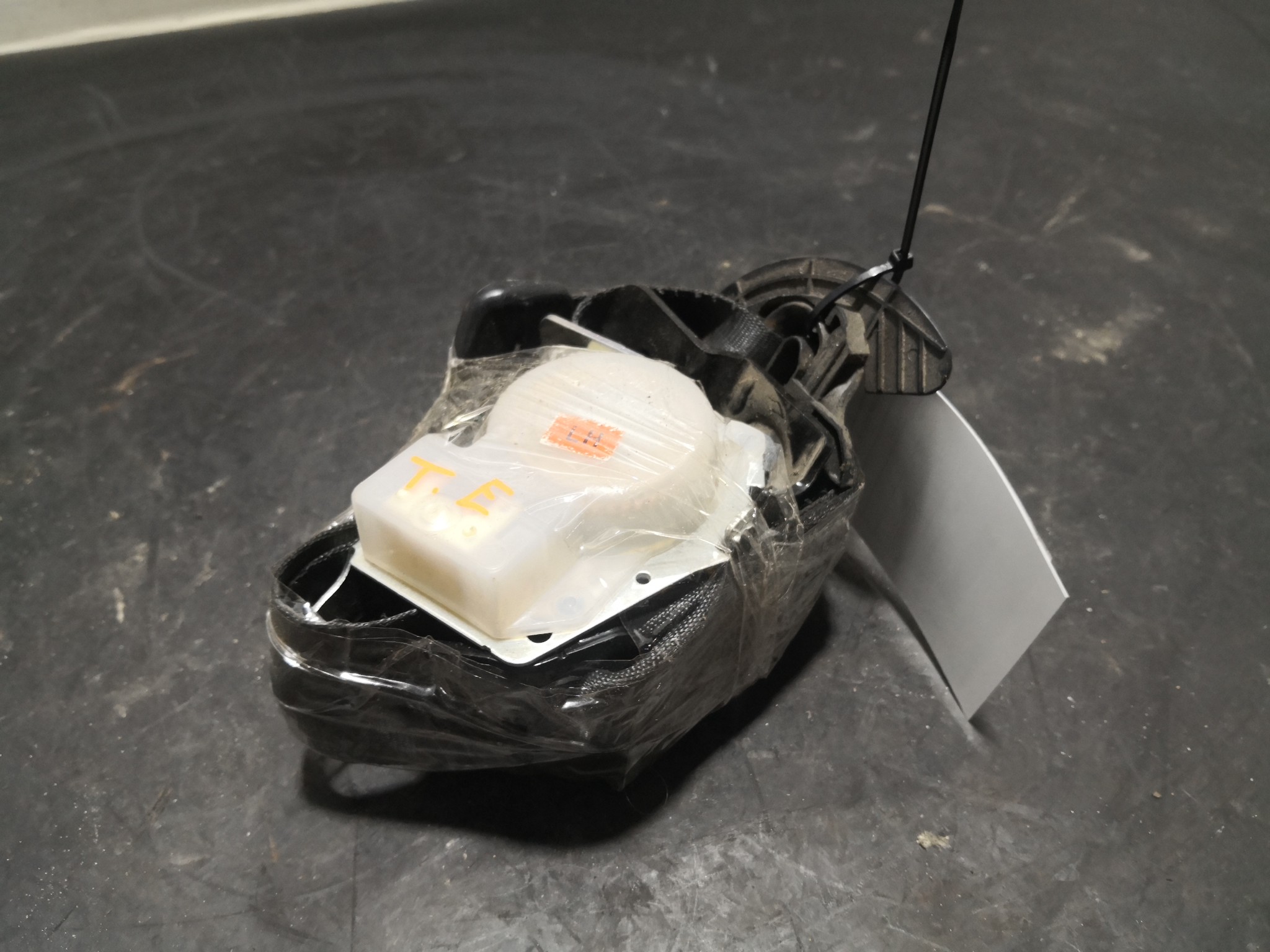 Cinto Trás Esq KIA CEED SW (ED) | 07 - 12 Imagem-1