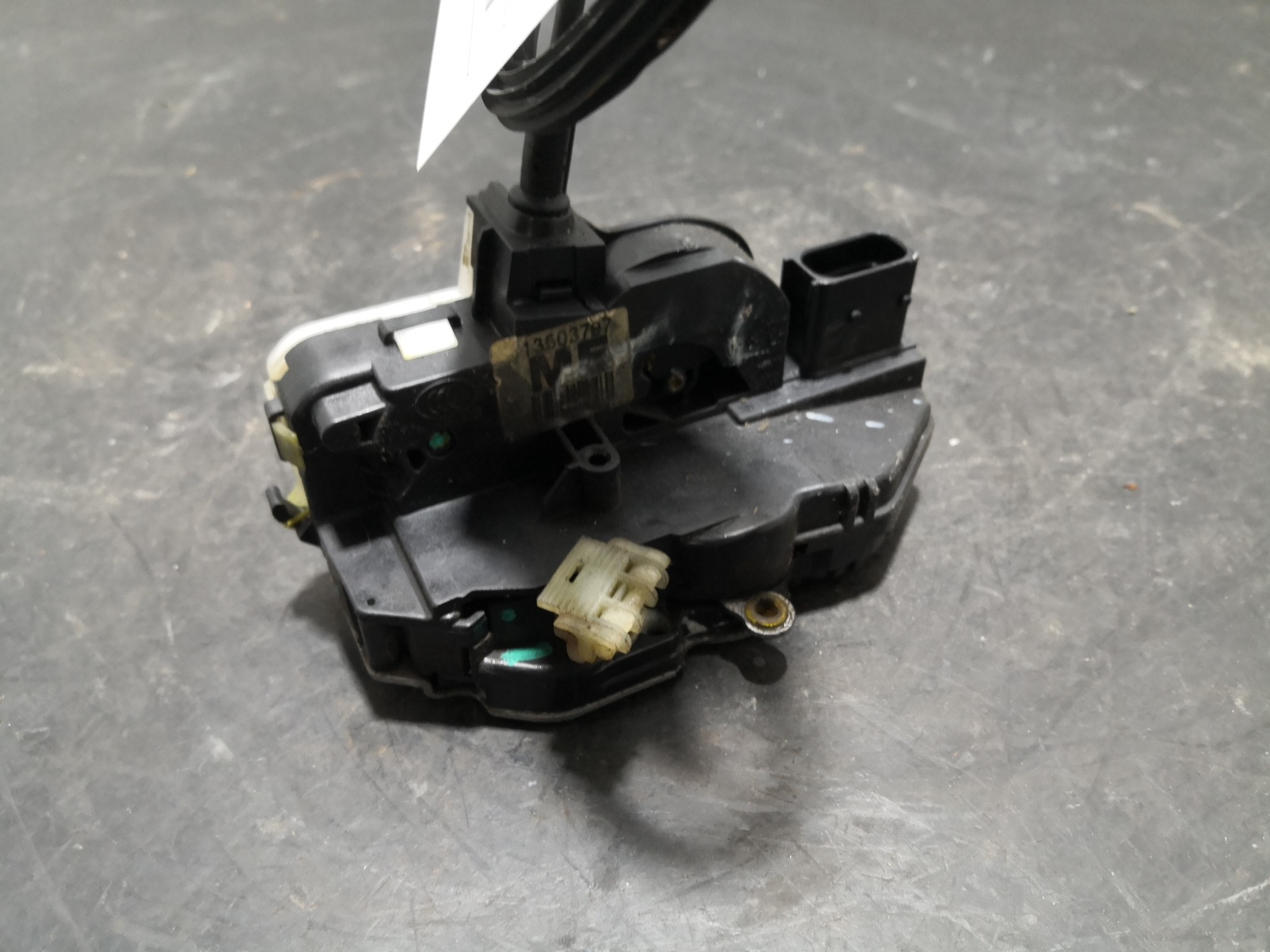 Fecho da Porta Frente Esq OPEL INSIGNIA A Sports Tourer (G09) | 08 - 17 Imagem-2