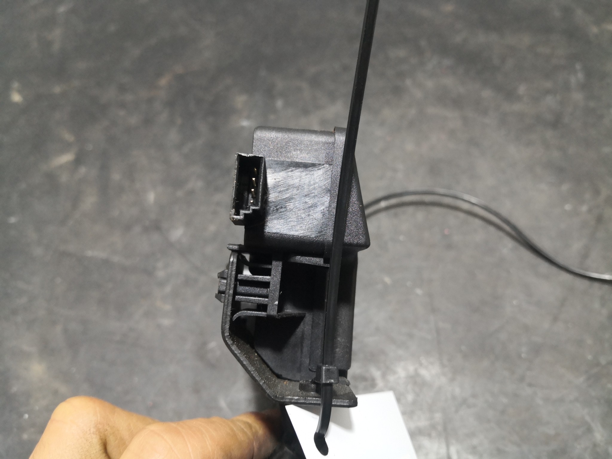 Fecho da Mala BMW 1 (E87) | 03 - 13 Imagem-3