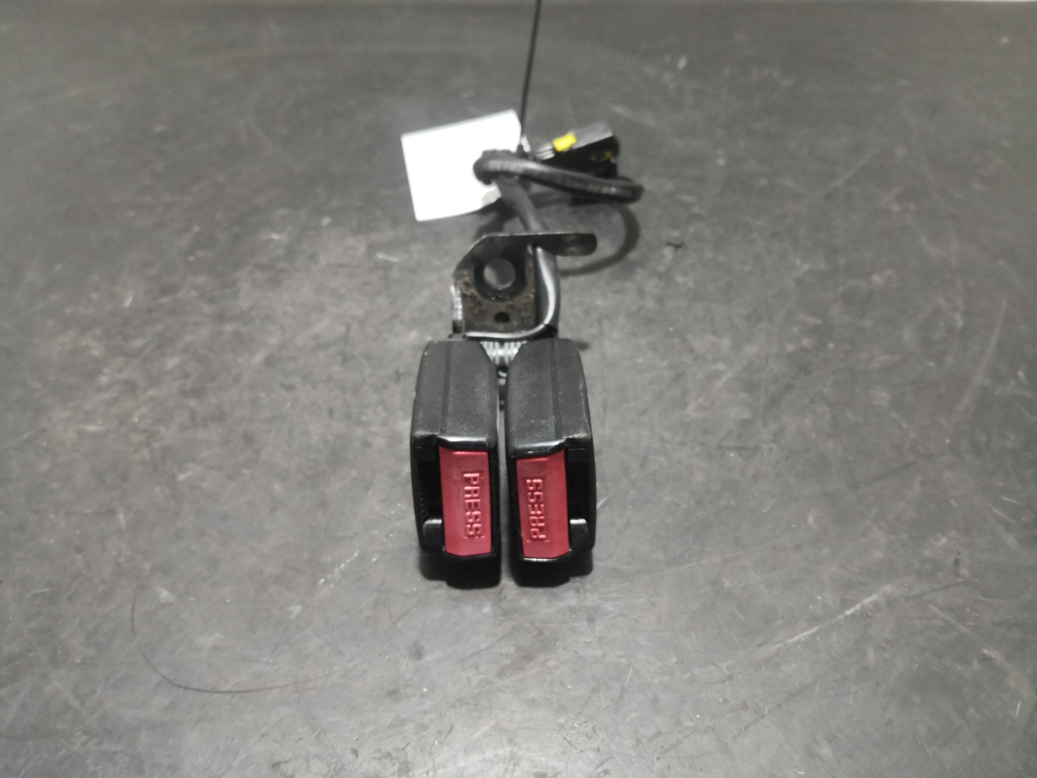 Engate Cinto Trás Dto PEUGEOT - ID S_93710