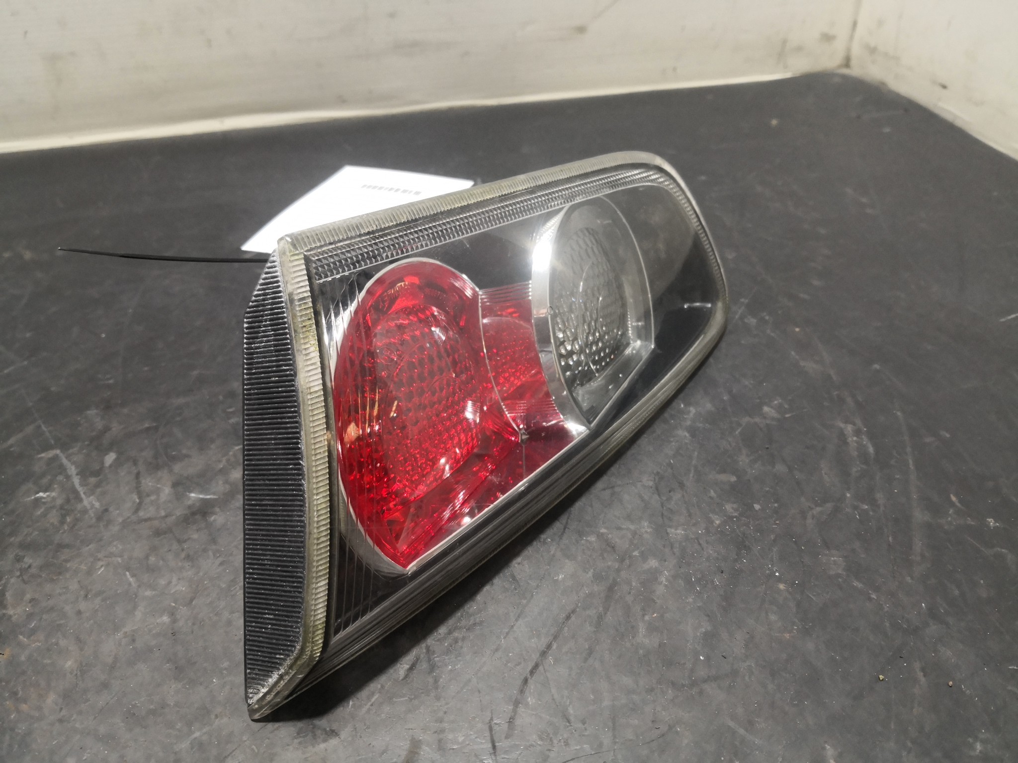 Farolim Mala MITSUBISHI LANCER VIII (CY_A, CZ_A) | 07 -  Imagem-1