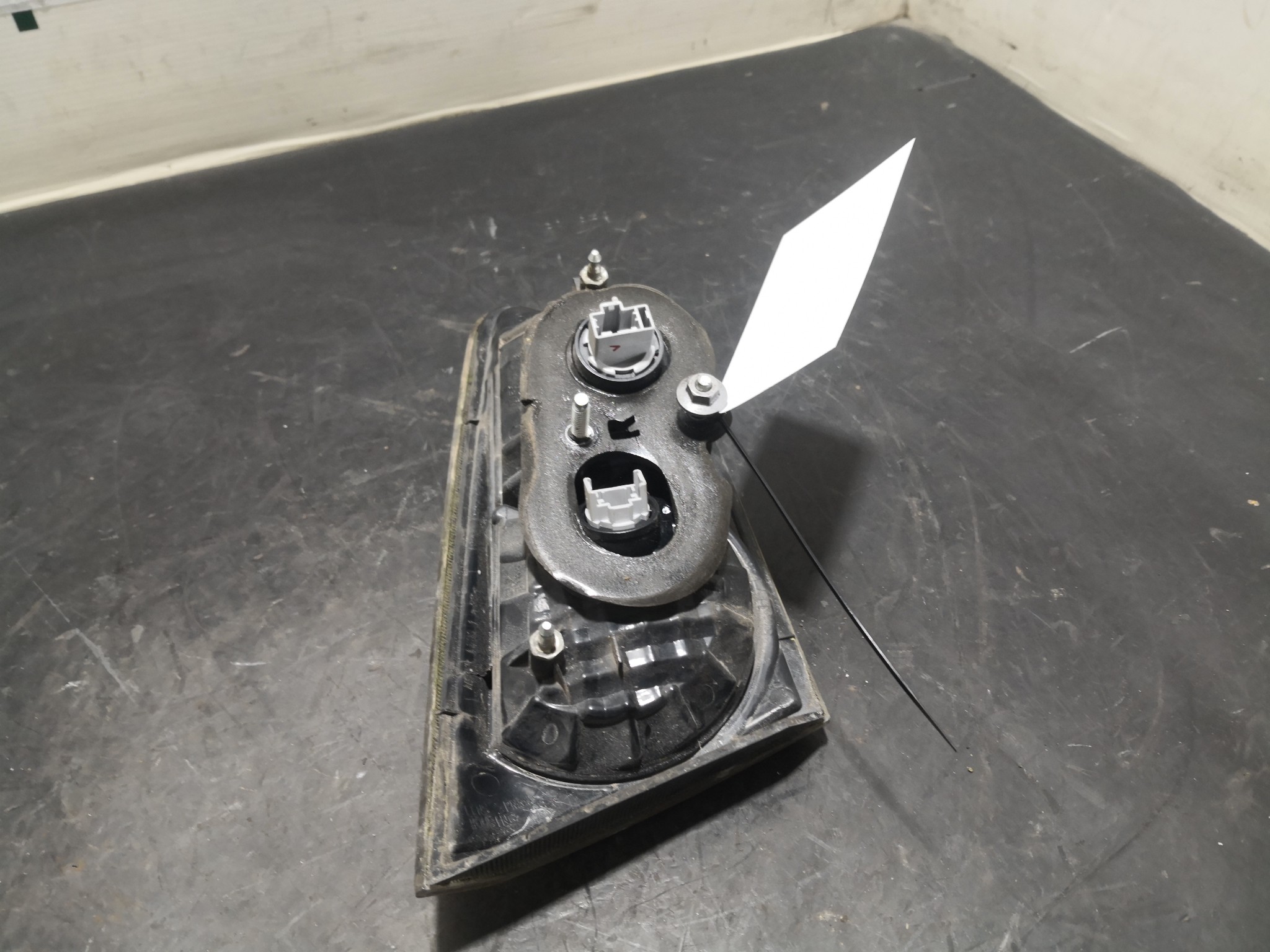 Farolim Mala MITSUBISHI LANCER VIII (CY_A, CZ_A) | 07 -  Imagem-3