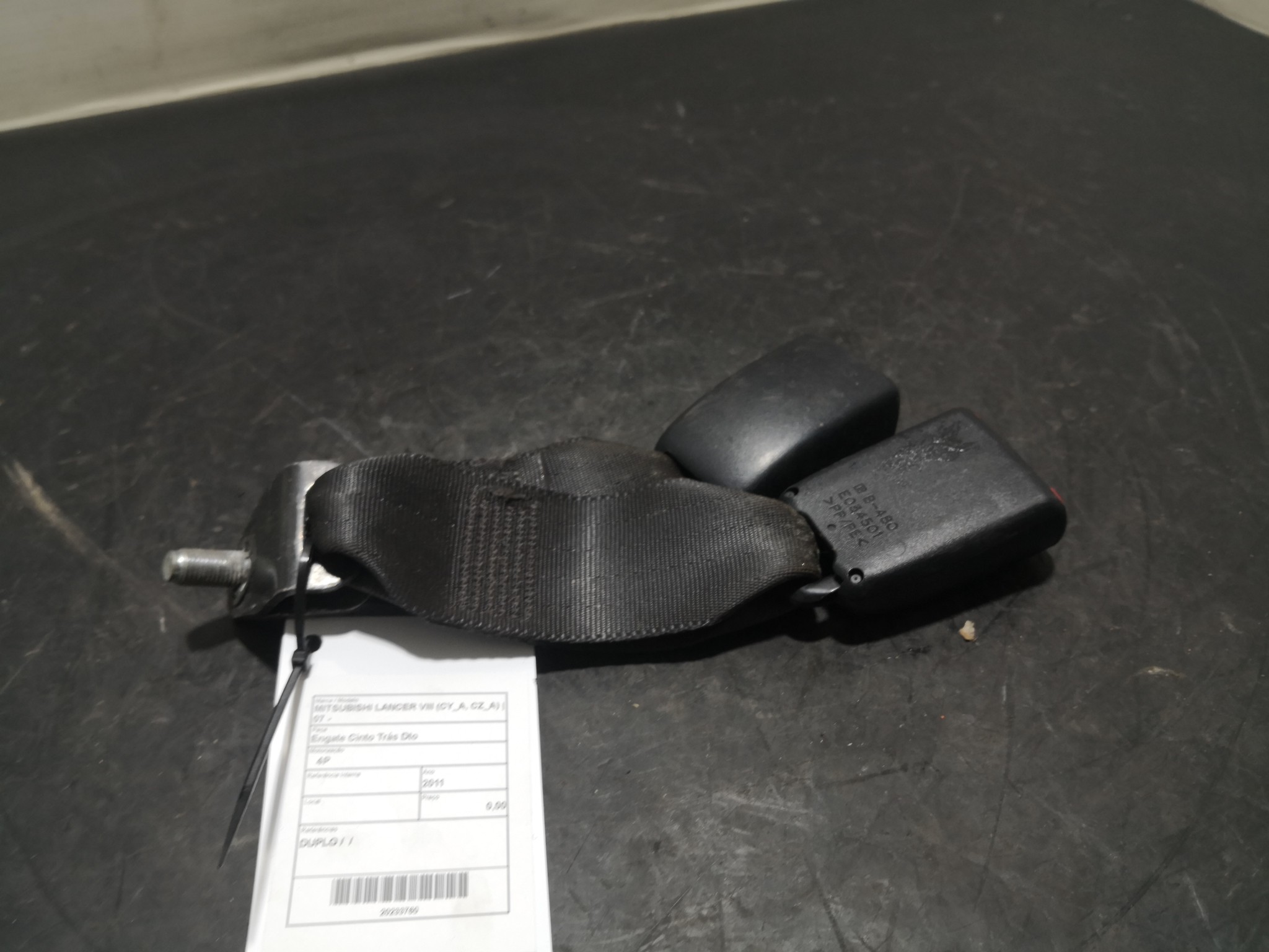 Engate Cinto Trás Dto MITSUBISHI - ID S_93759