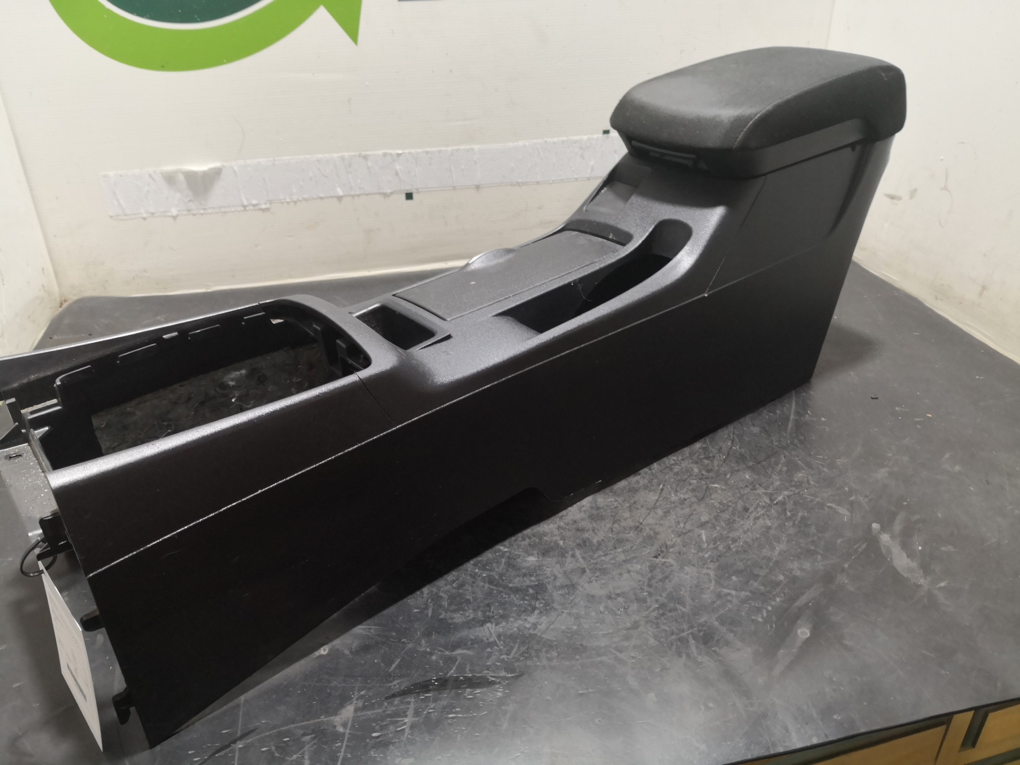 Apoio de Braço MITSUBISHI LANCER VIII (CY_A, CZ_A) | 07 -  Imagem-1