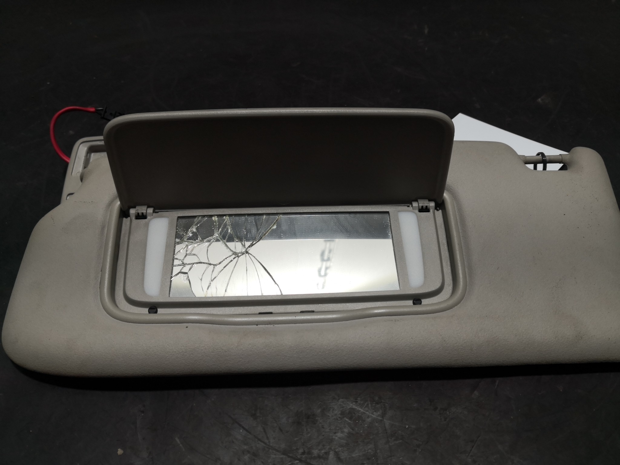 Pala de Sol Esq VOLVO C30 (533) | 06 - 13 Imagem-1