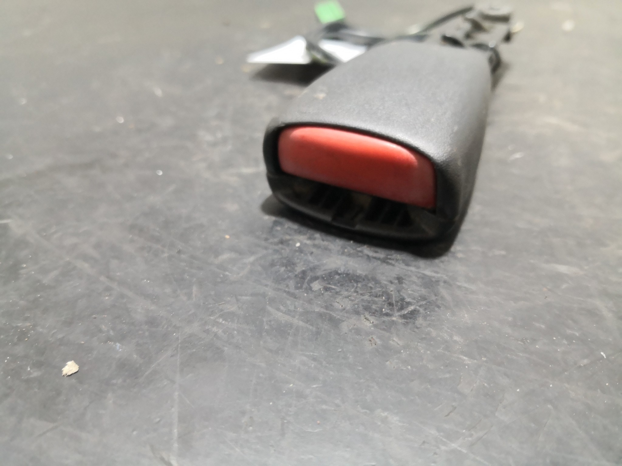 Engate Cinto Frente Esq VOLVO C30 (533) | 06 - 13 Imagem-1