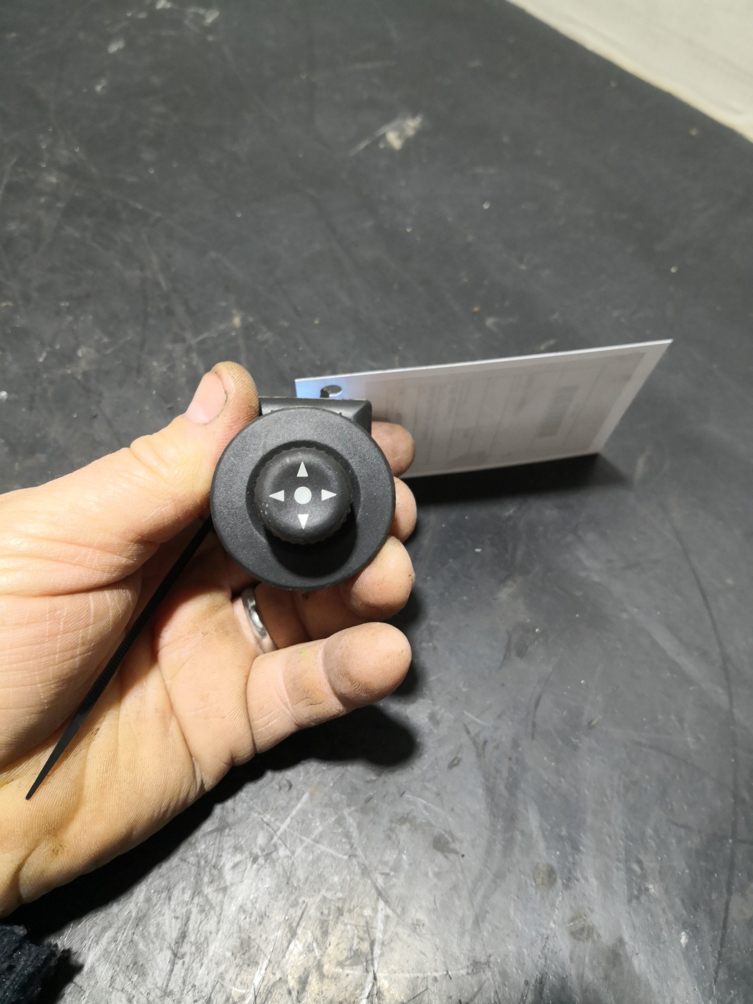 Botão Regulação Espelhos PEUGEOT PARTNER Caixa (5_, G_) | 96 -  Imagem-1