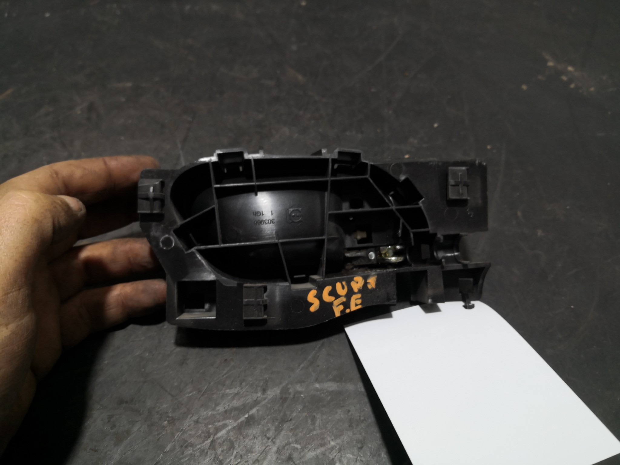 Puxador Interior Frt Esq FIAT SCUDO Caixa (270_, 272_) | 07 -  Imagem-1