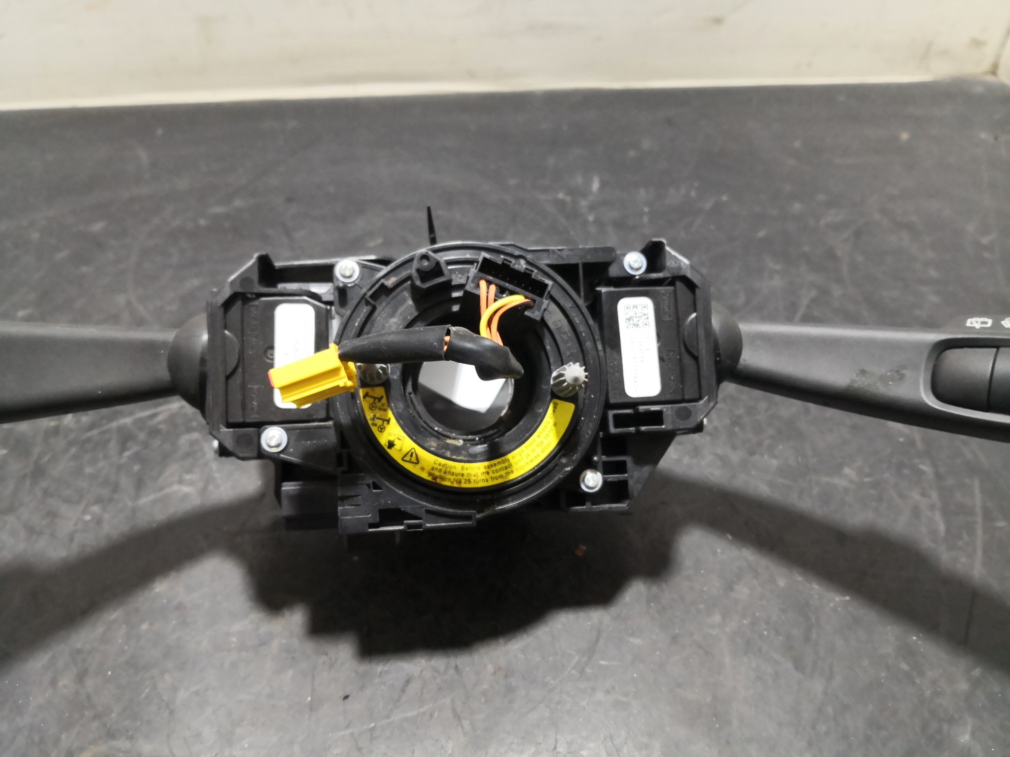 Manipulo Completo Luzes/Escovas VOLVO V40 Hatchback (525, 526) | 12 -  Imagem-1