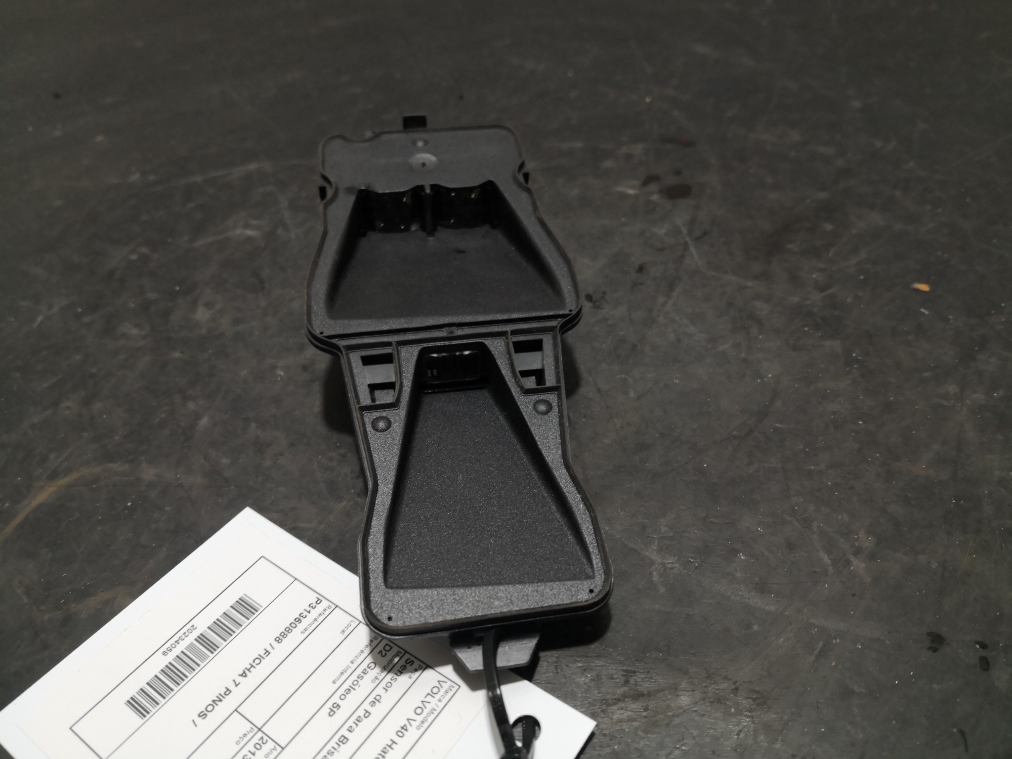 Sensor de Para Brisas VOLVO - ID S_94058