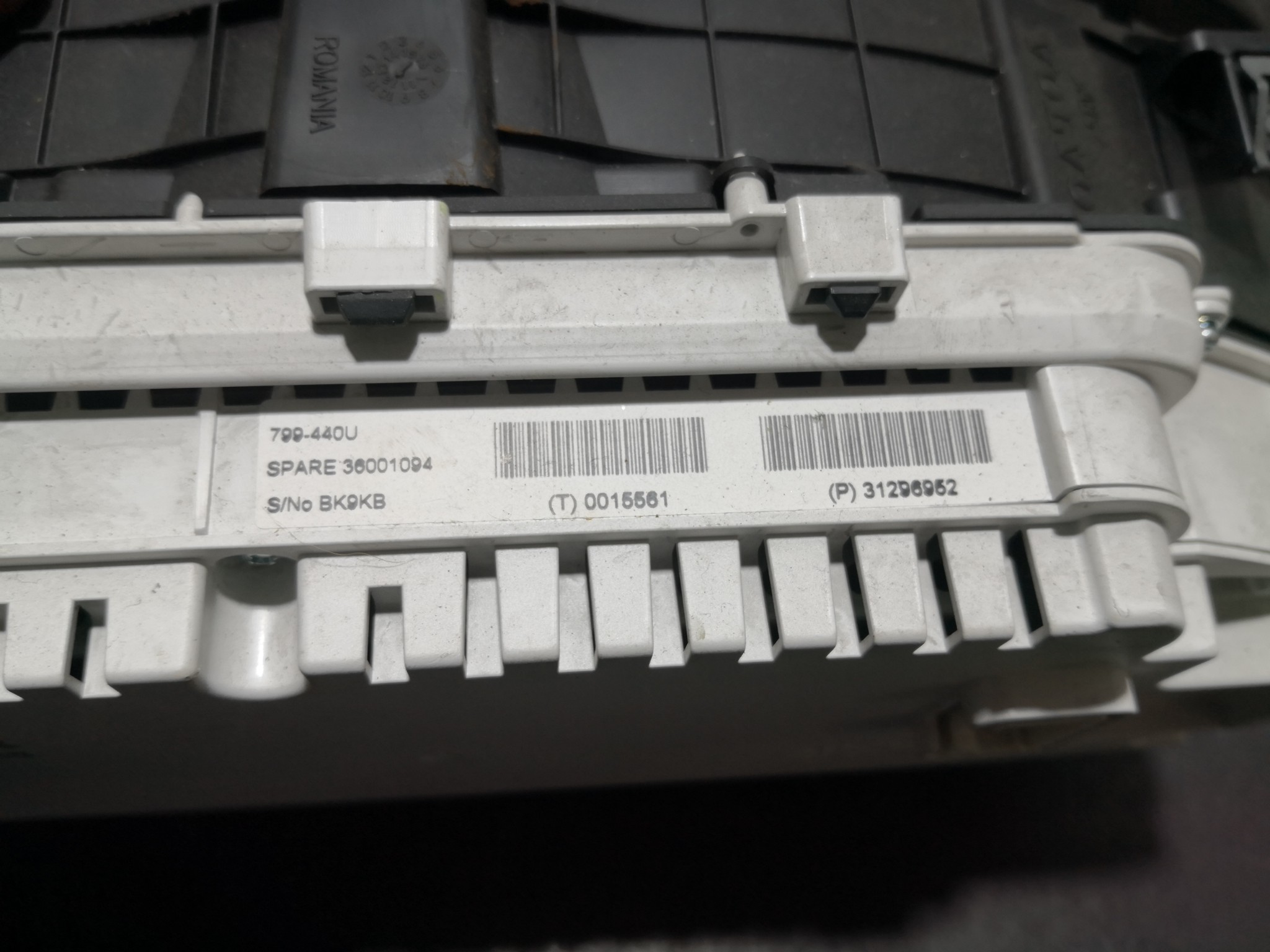 Quadrante VOLVO V40 Hatchback (525, 526) | 12 -  Imagem-1