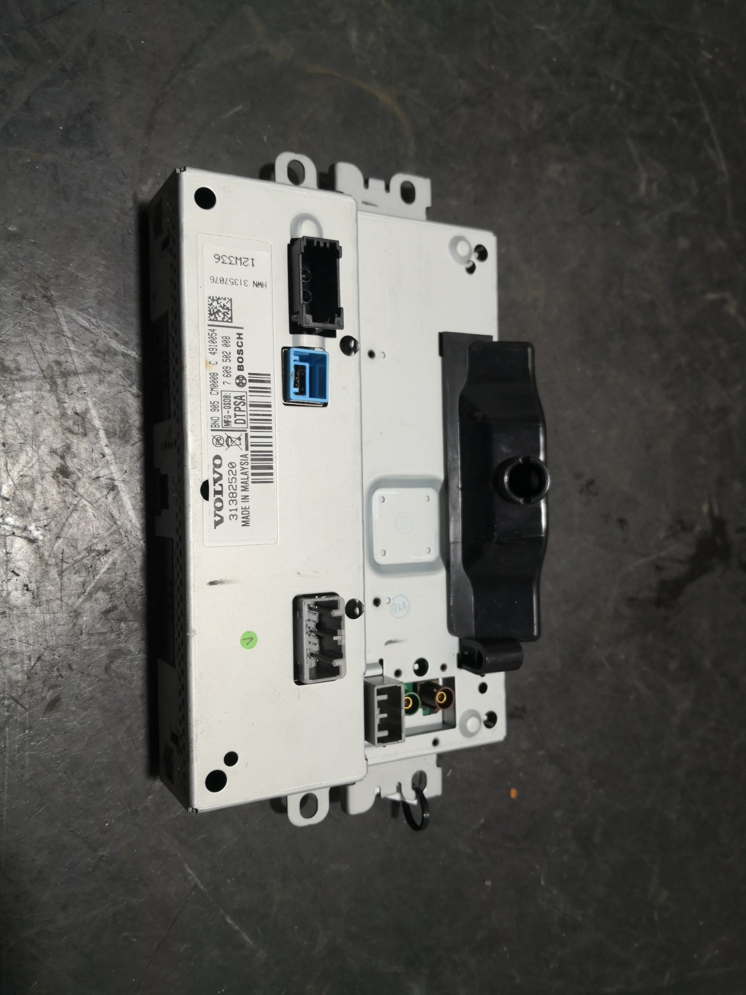 Display GPS VOLVO V40 Hatchback (525, 526) | 12 -  Imagem-1