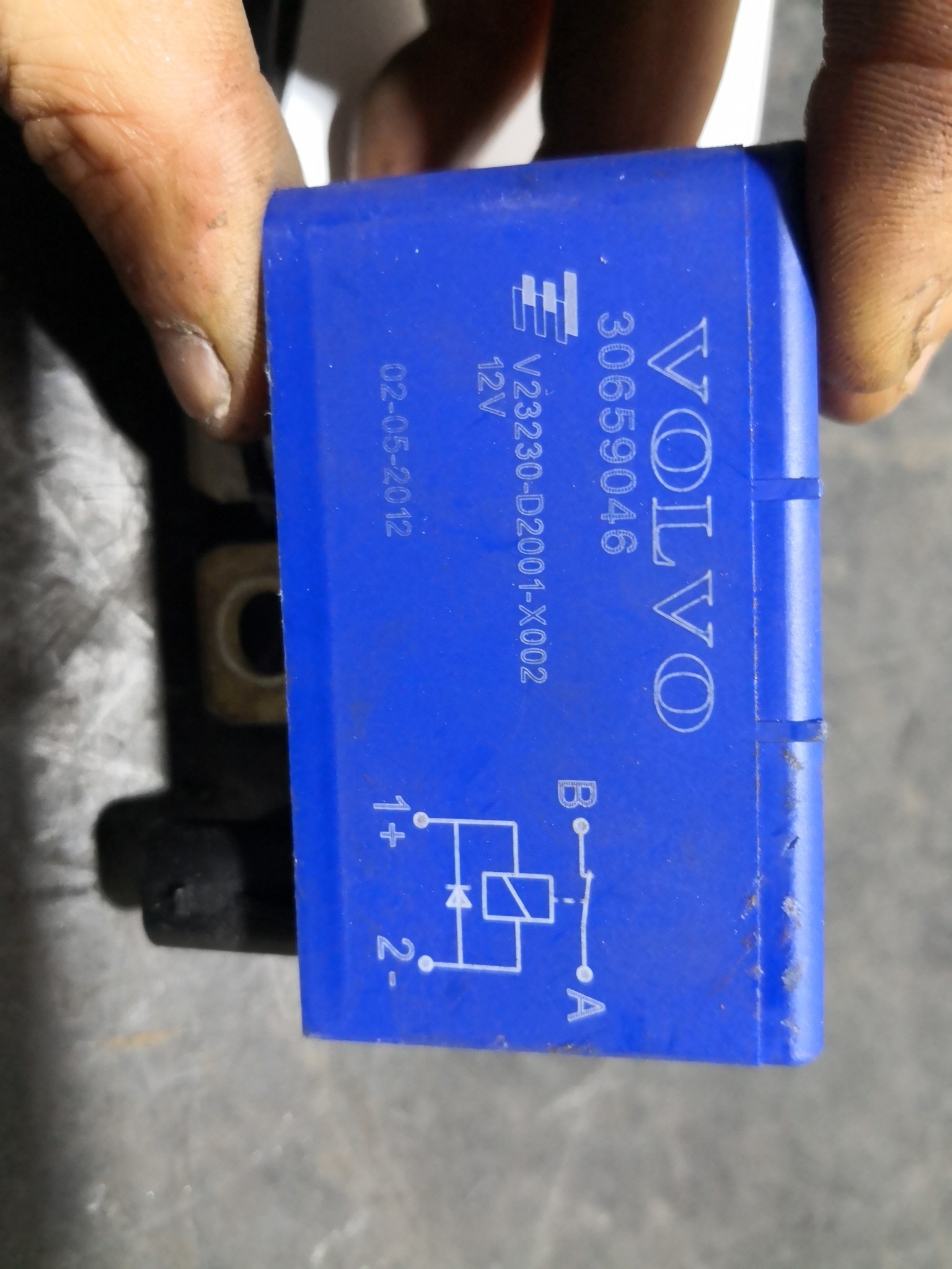 Relé VOLVO V40 Hatchback (525, 526) | 12 -  Imagem-2