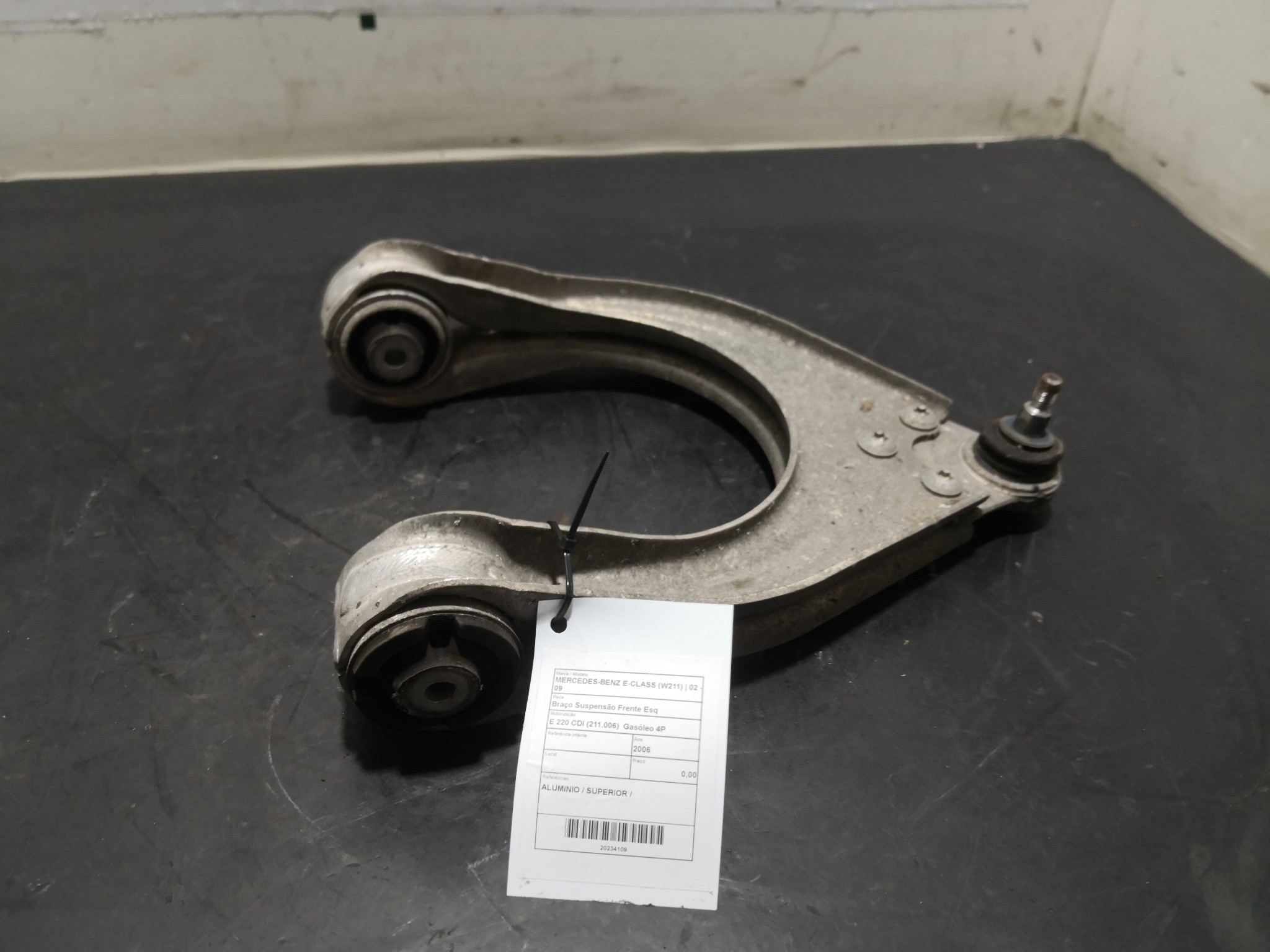 Braço Suspensão Frente Esq MERCEDES-BENZ - ID S_94108