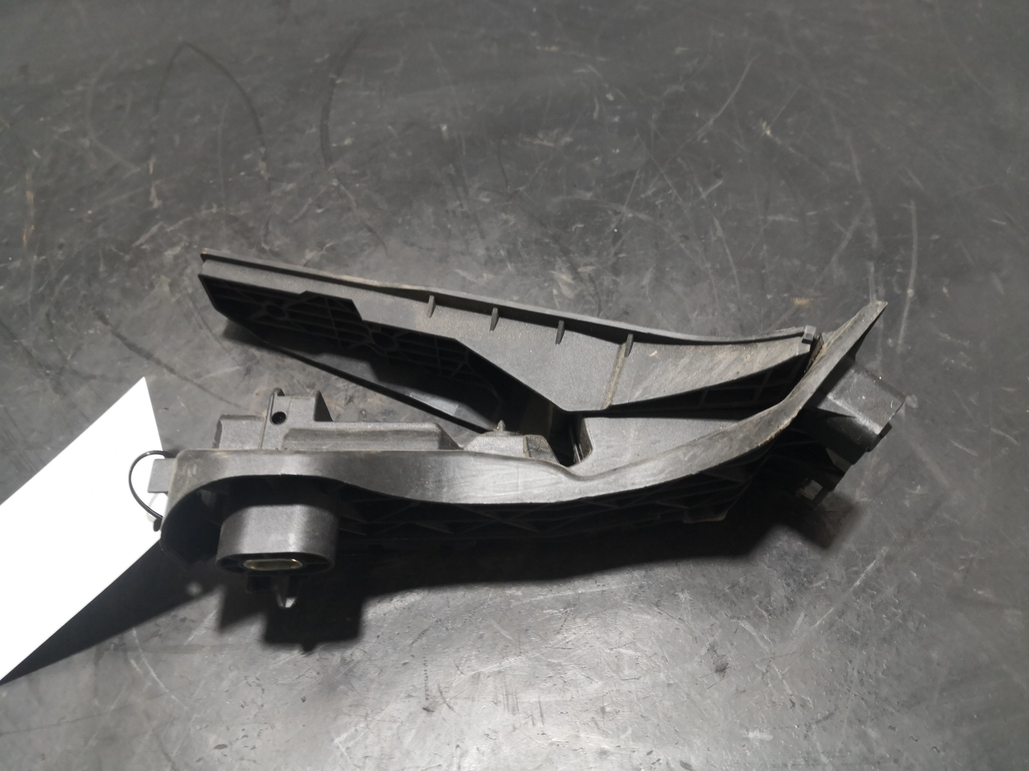 Pedal Potenciometro Acelerador SKODA OCTAVIA II Combi (1Z5) | 04 - 13 Imagem-1