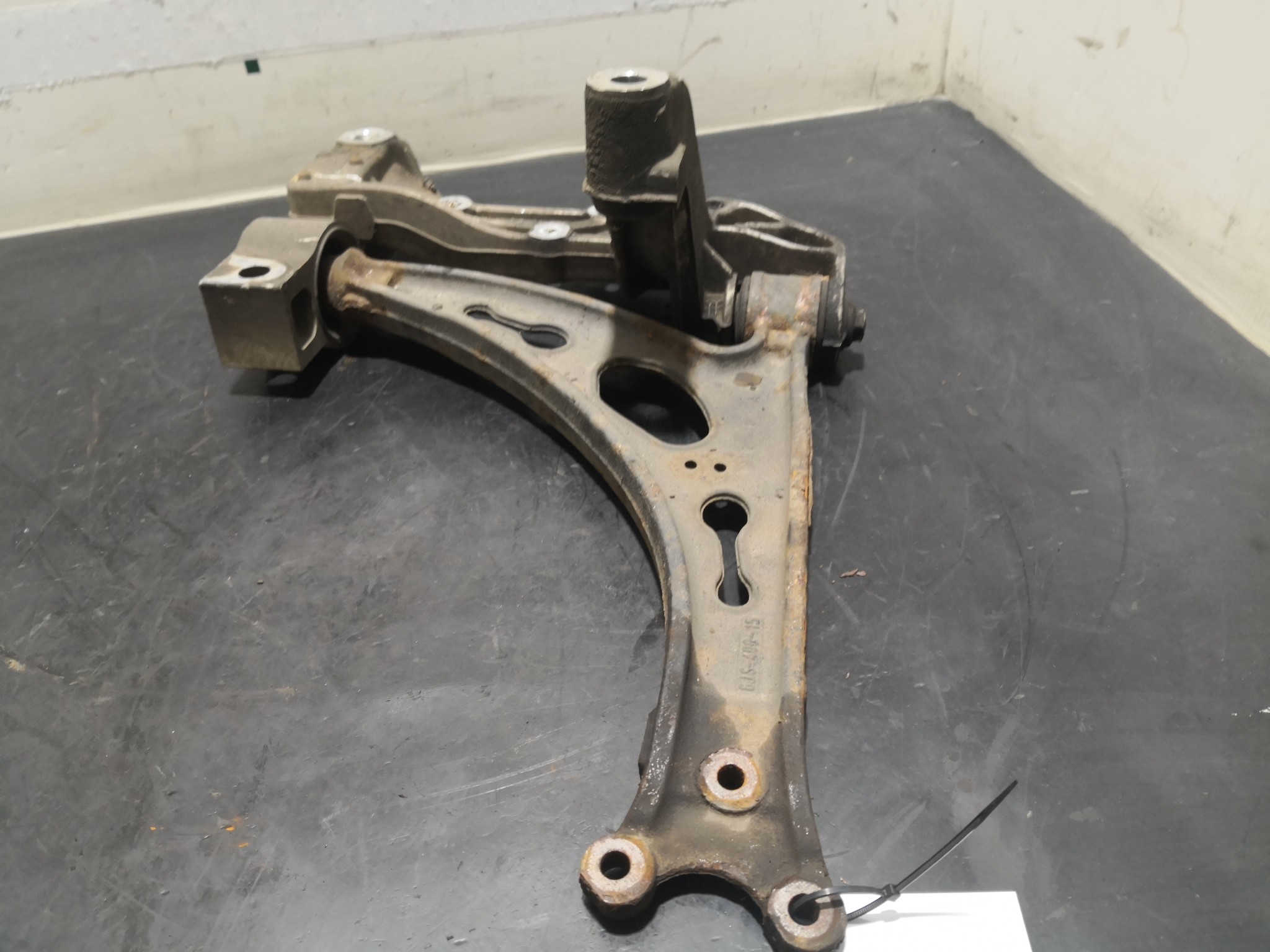 Braço Suspensão Frente Dto SKODA OCTAVIA II Combi (1Z5) | 04 - 13 Imagem-1