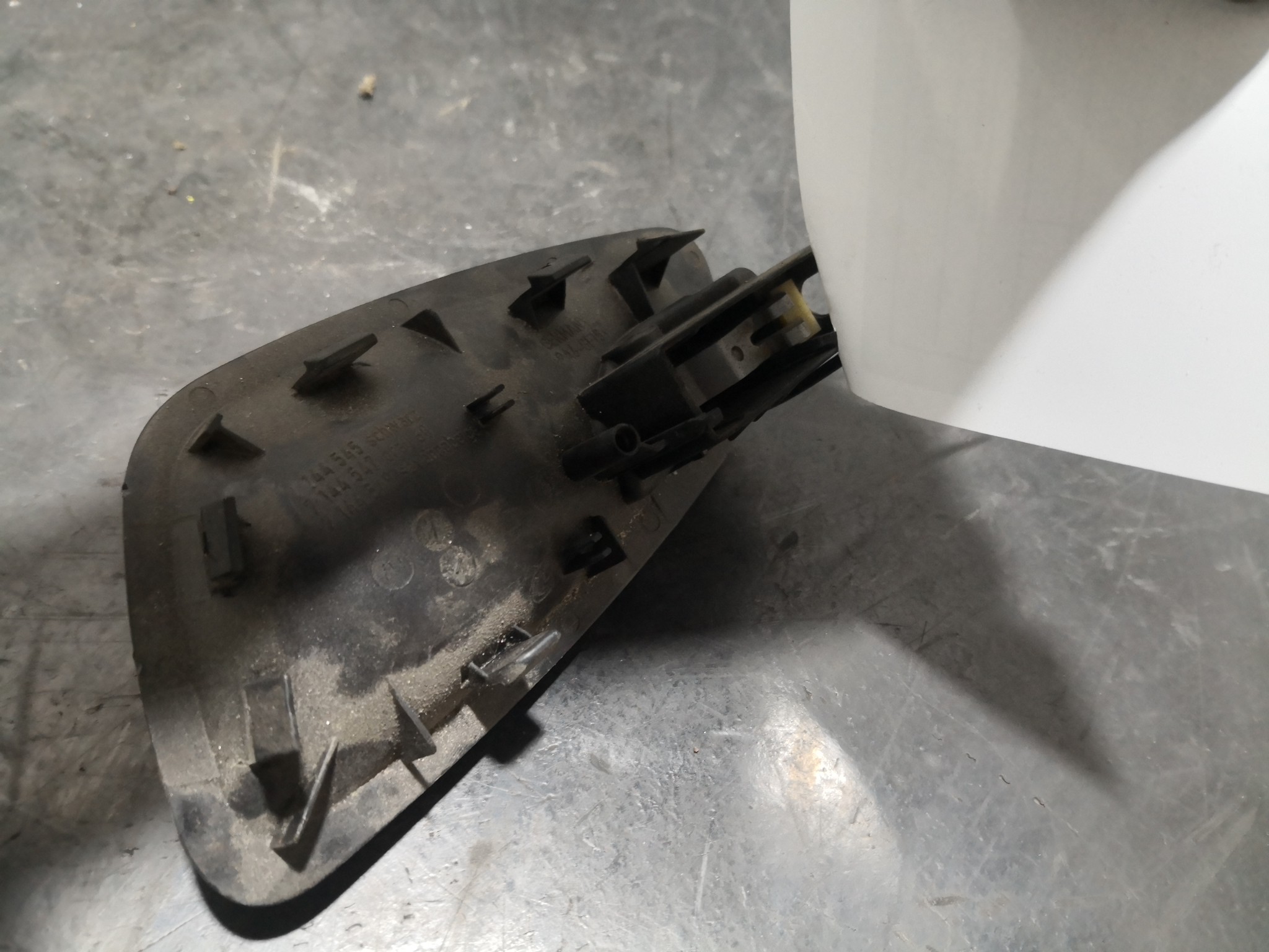 Puxador Interior Frt Esq BMW 1 (E87) | 03 - 13 Imagem-1