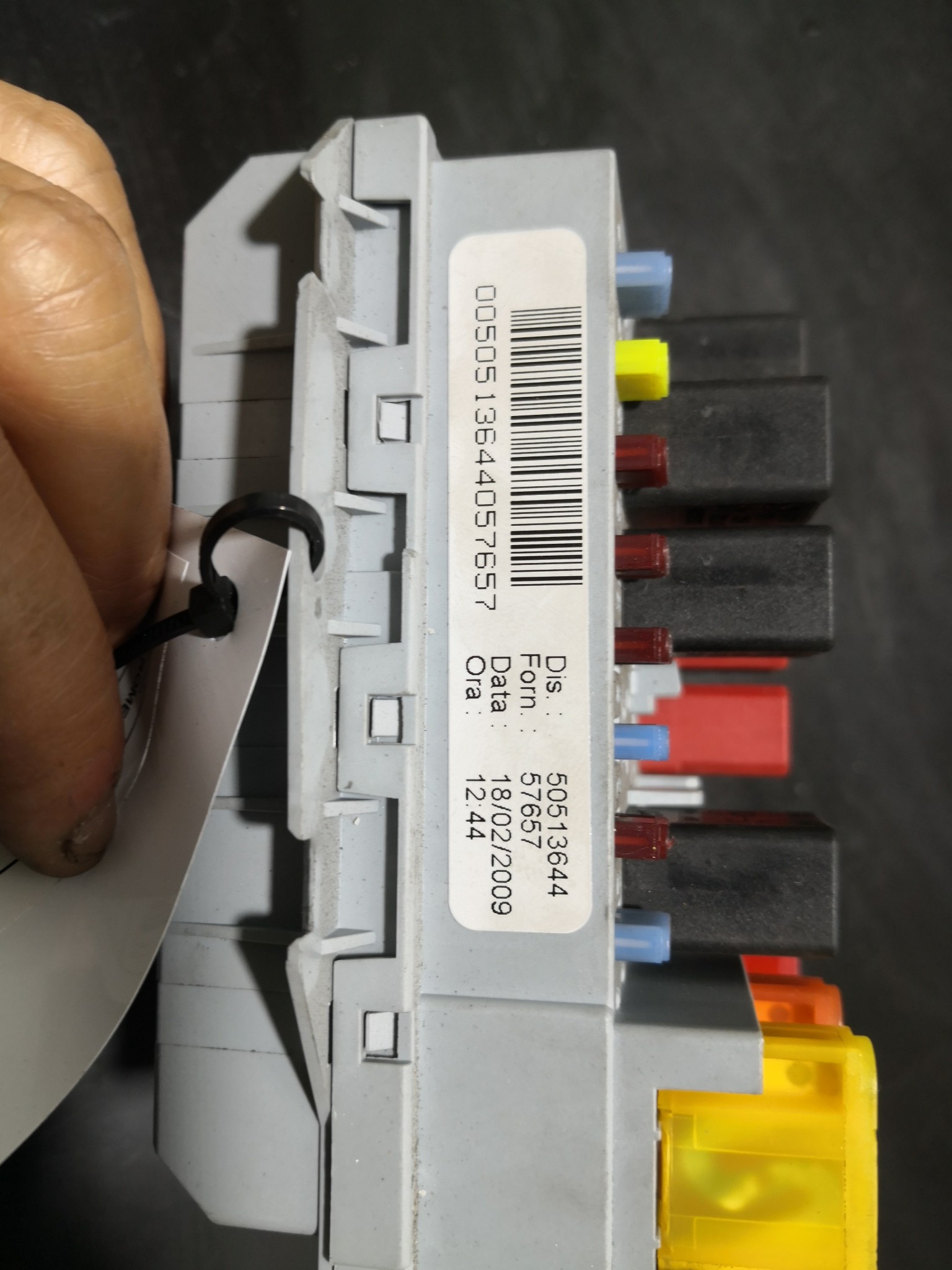 Caixa dos Fusíveis ALFA ROMEO 159 Sportwagon (939_) | 05 - 12 Imagem-4