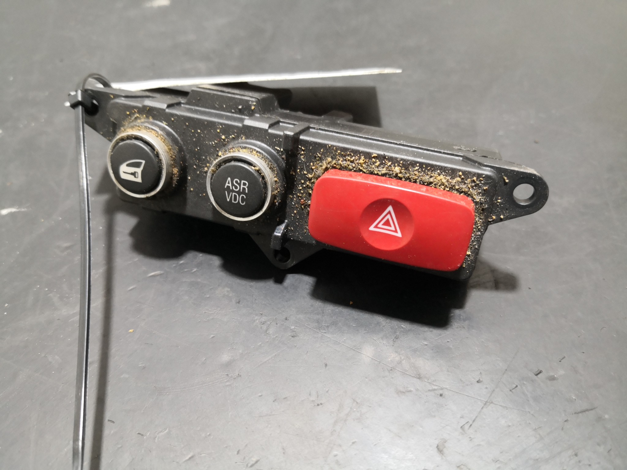 Botão 4 Piscas ALFA ROMEO - ID S_94254