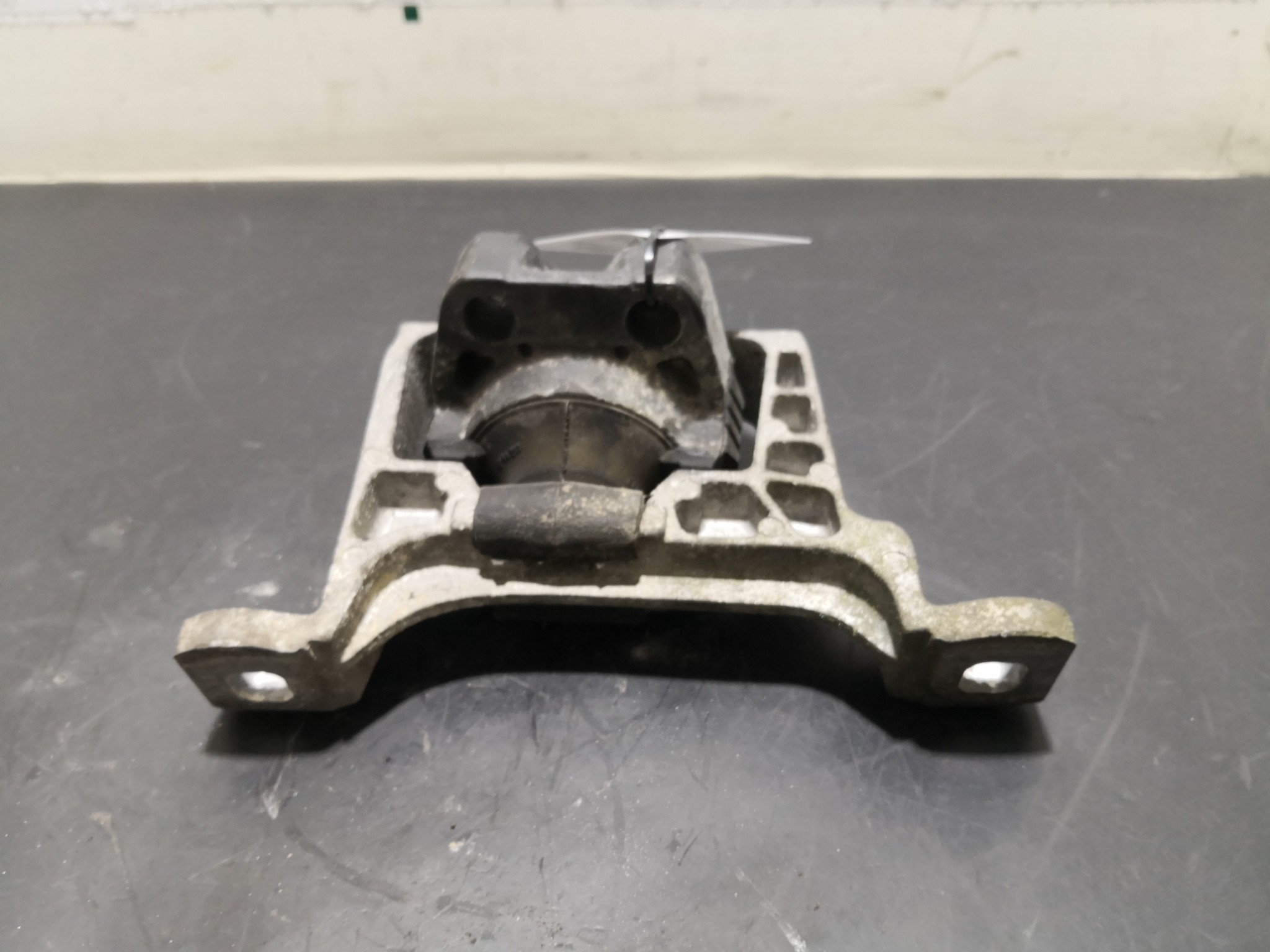 Apoio de Motor VOLVO C30 (533) | 06 - 13 Imagem-1