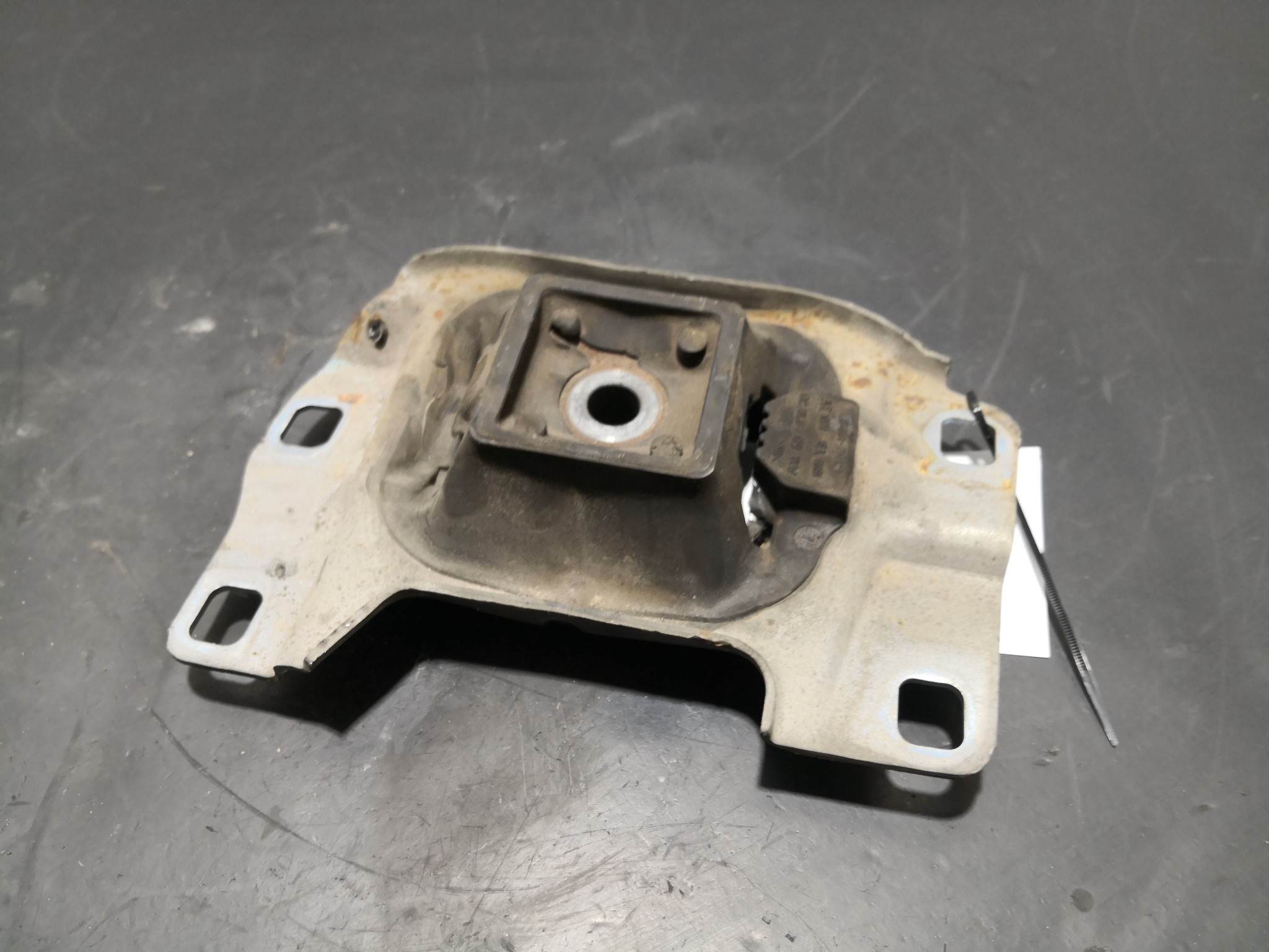 Apoio de Motor VOLVO C30 (533) | 06 - 13 Imagem-3