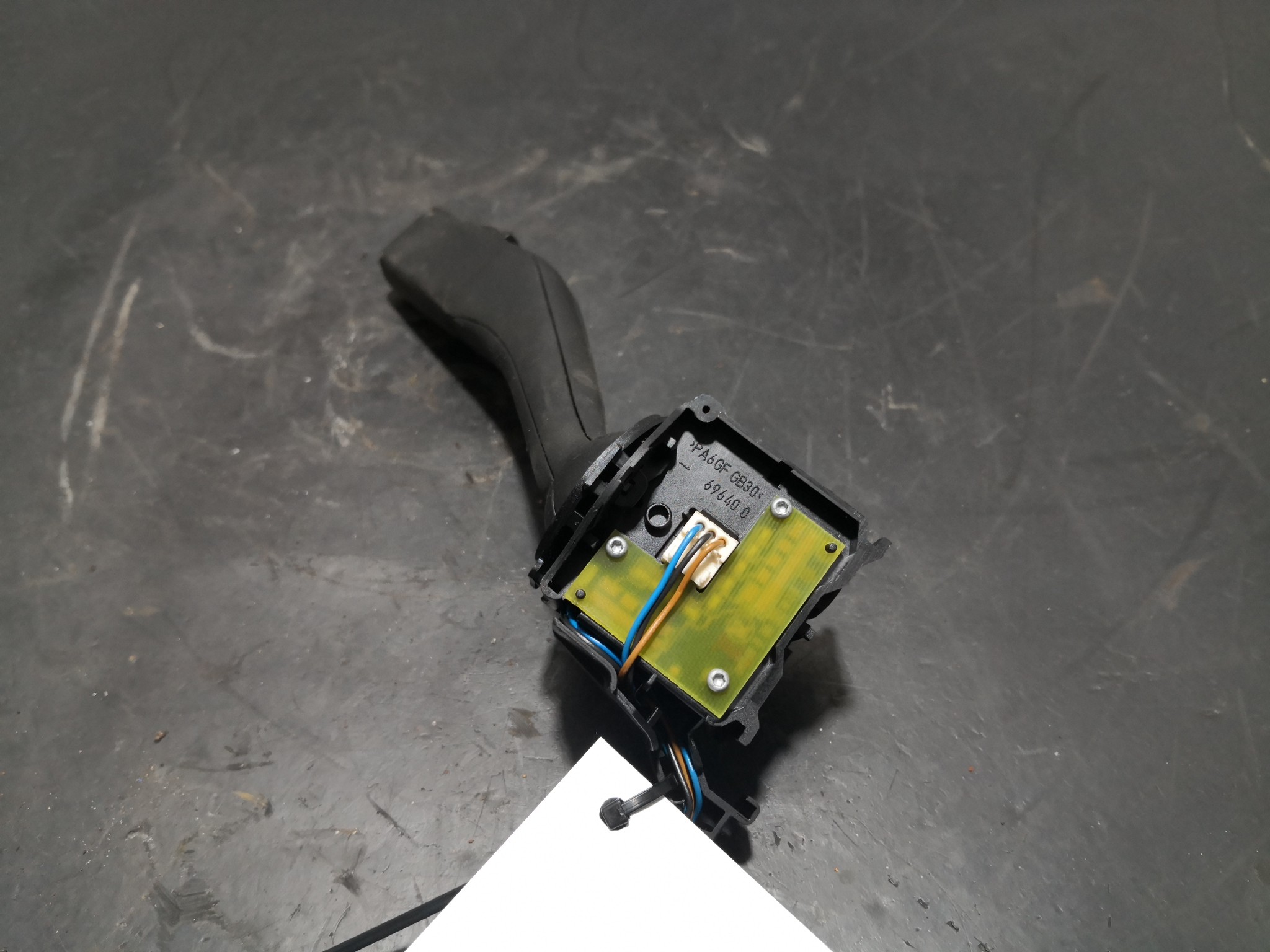 Manipulo de Escovas VOLKSWAGEN CADDY III Combi (2KB, 2KJ, 2CB, 2CJ) | 04 - 15 Imagem-3