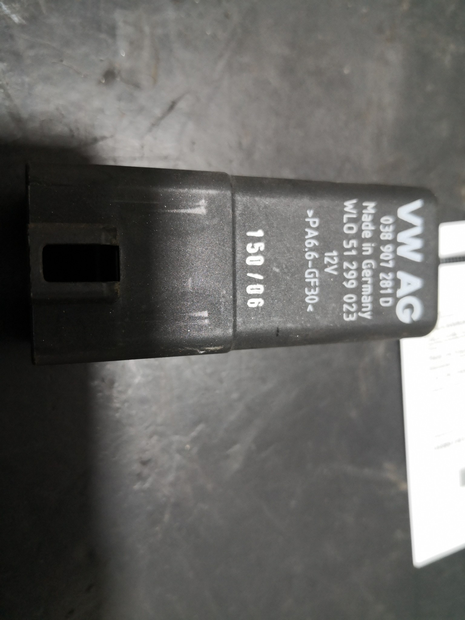 Relé de Aquecimento de Velas VOLKSWAGEN CADDY III Combi (2KB, 2KJ, 2CB, 2CJ) | 04 - 15 Imagem-2