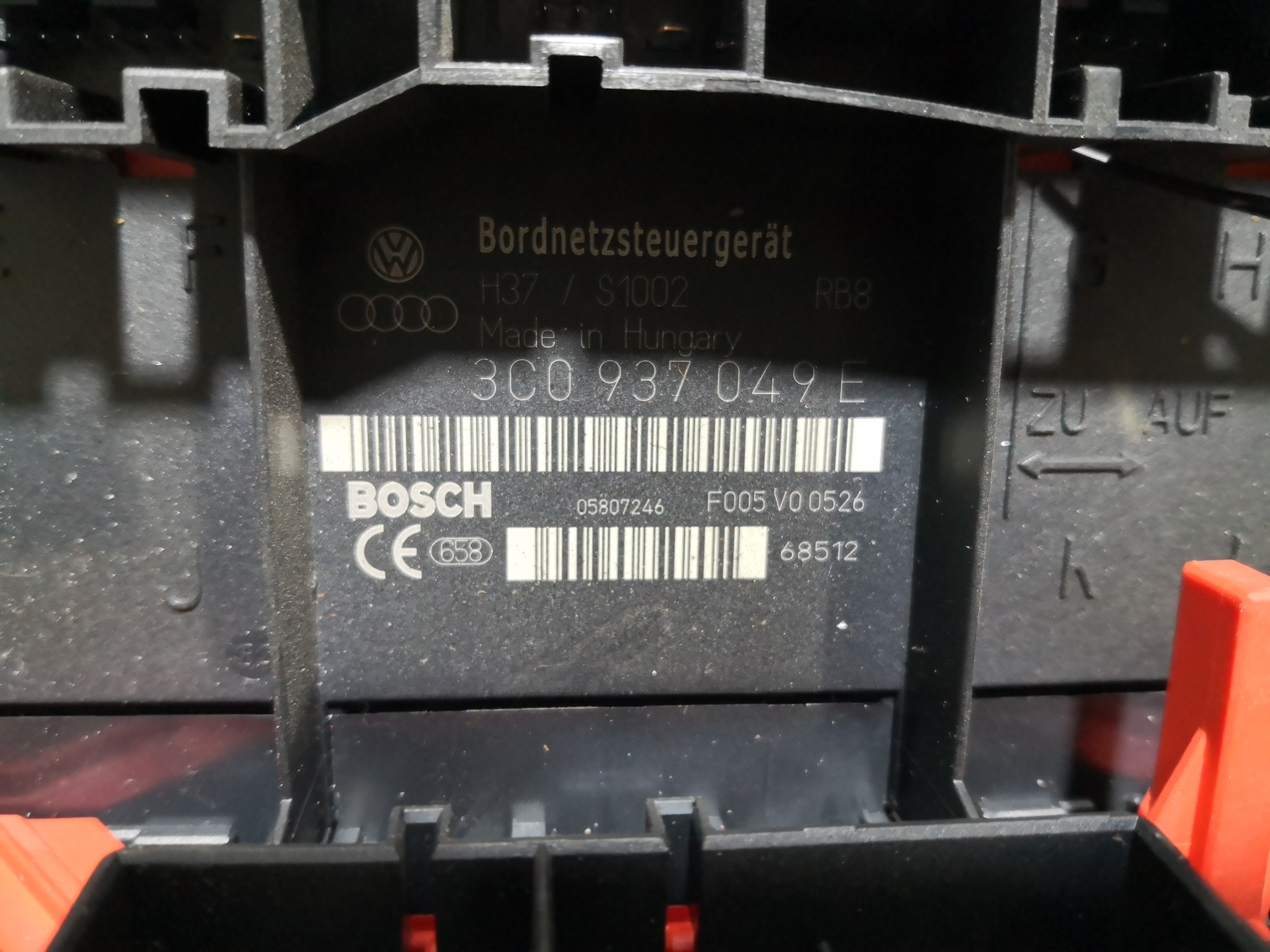 BSI VOLKSWAGEN CADDY III Combi (2KB, 2KJ, 2CB, 2CJ) | 04 - 15 Imagem-2