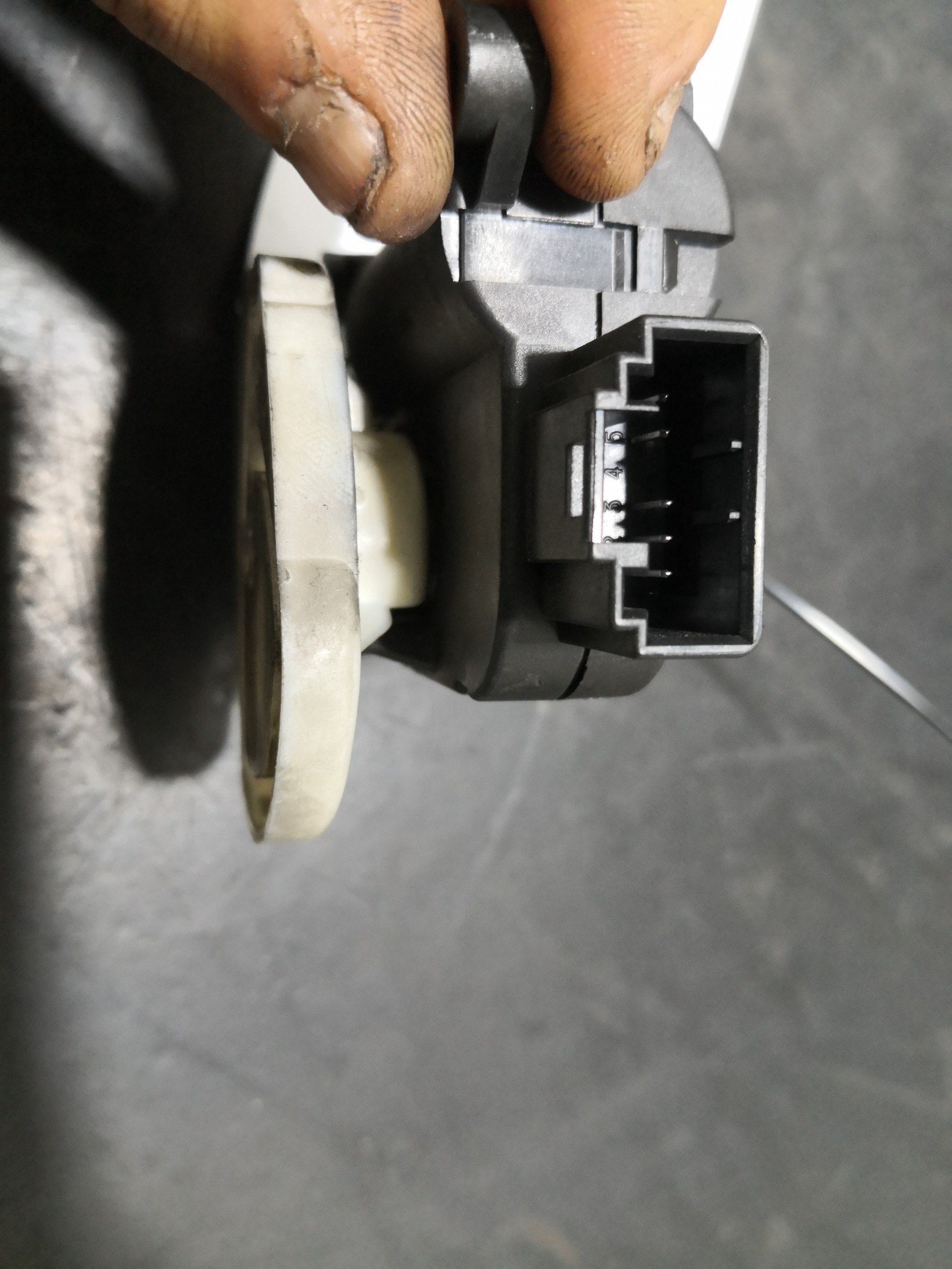 Motor de Comporta AUDI A4 Avant (8E5, B6) | 00 - 05 Imagem-3