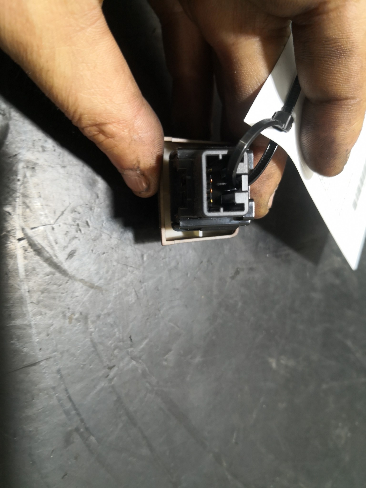 Botão 4 Piscas NISSAN MICRA III (K12) | 02 - 10 Imagem-1