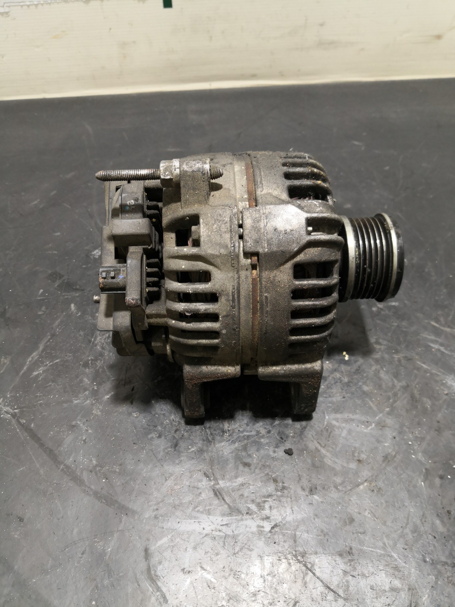 Alternador RENAULT CLIO III (BR0/1, CR0/1) | 05 -  Imagem-1