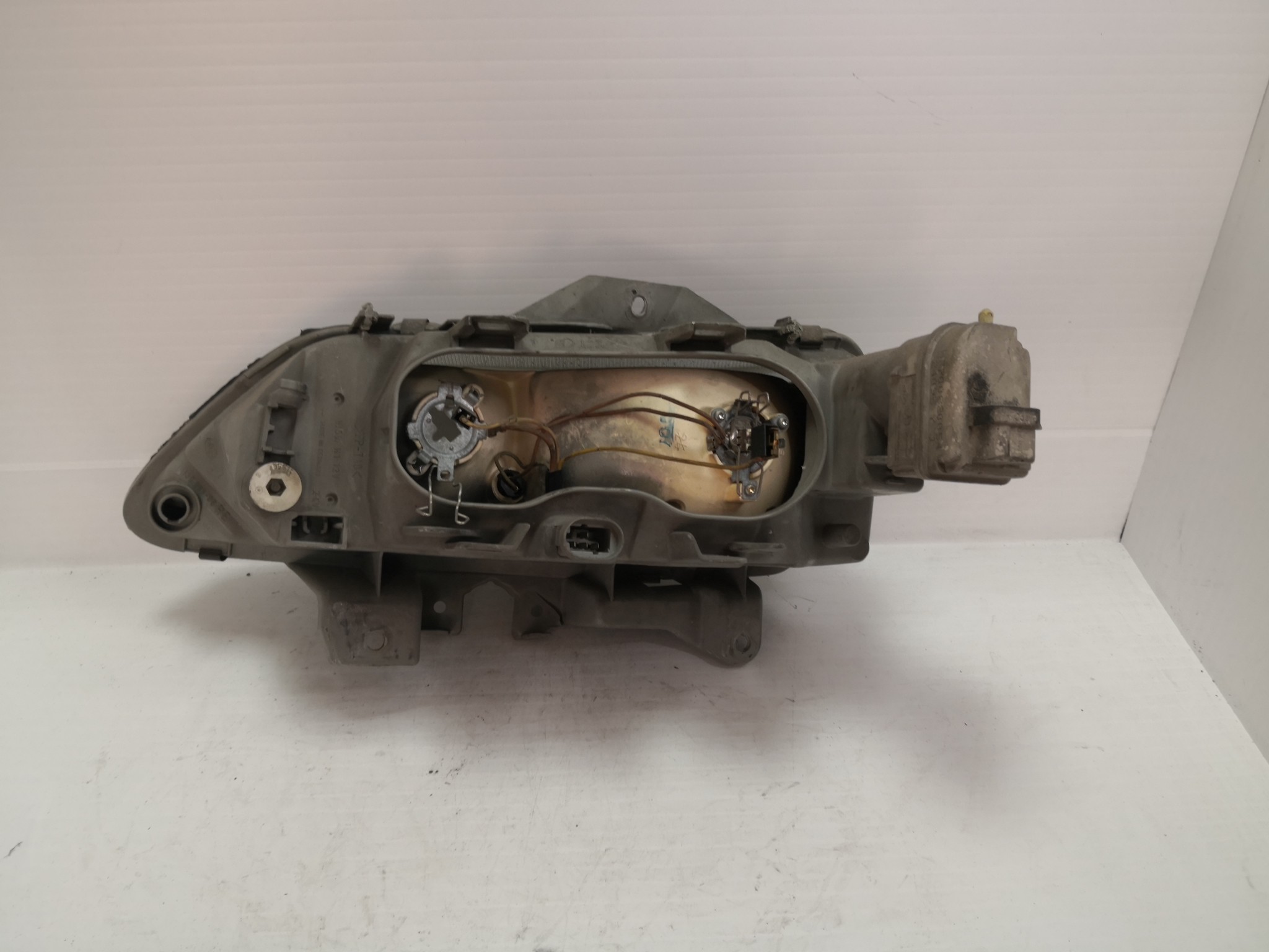 Ótica Dto RENAULT LAGUNA I (B56_, 556_) | 93 - 02 Imagem-2