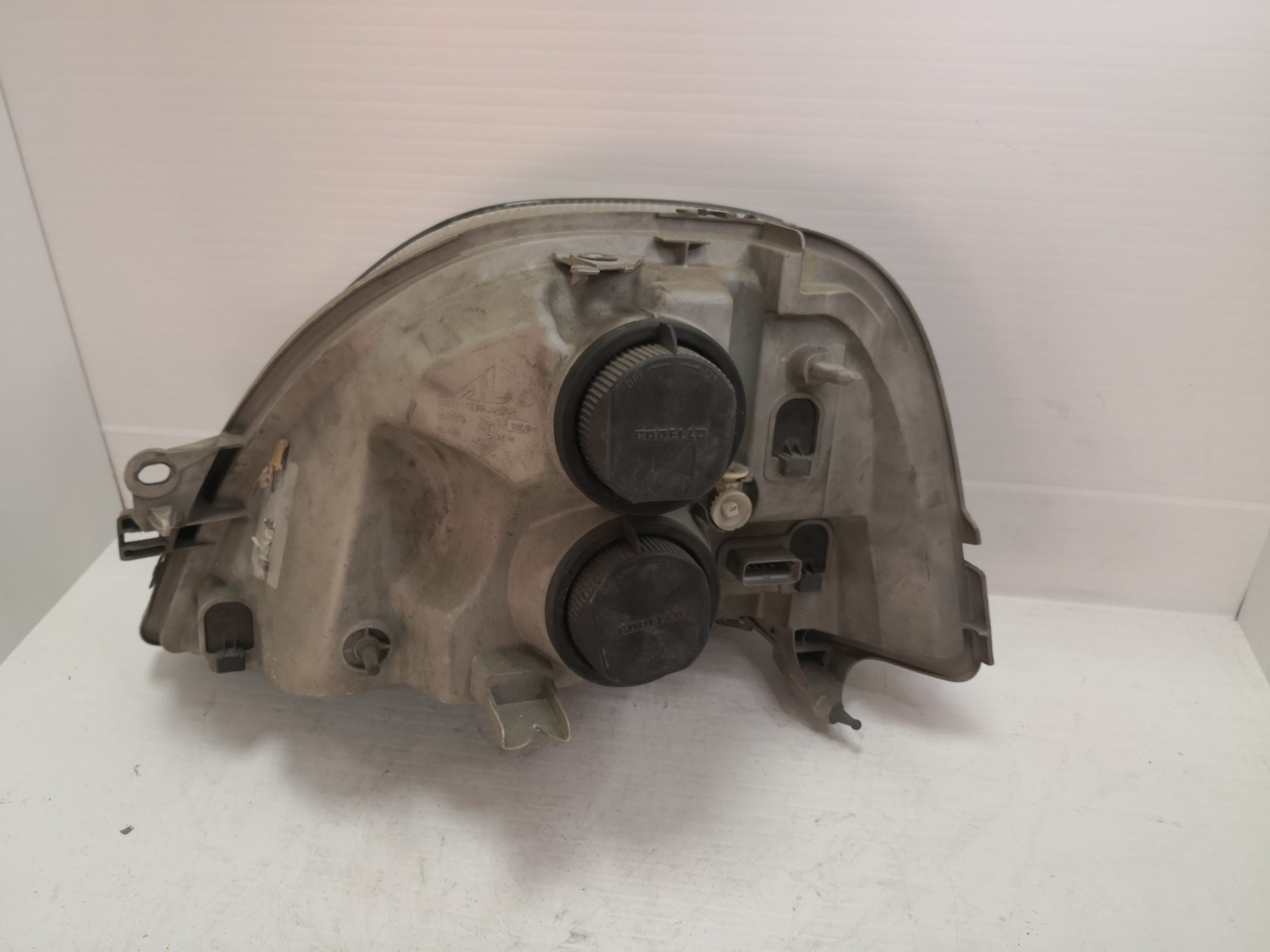 Ótica Dto RENAULT MASTER II Caixa (FD) | 98 -  Imagem-2