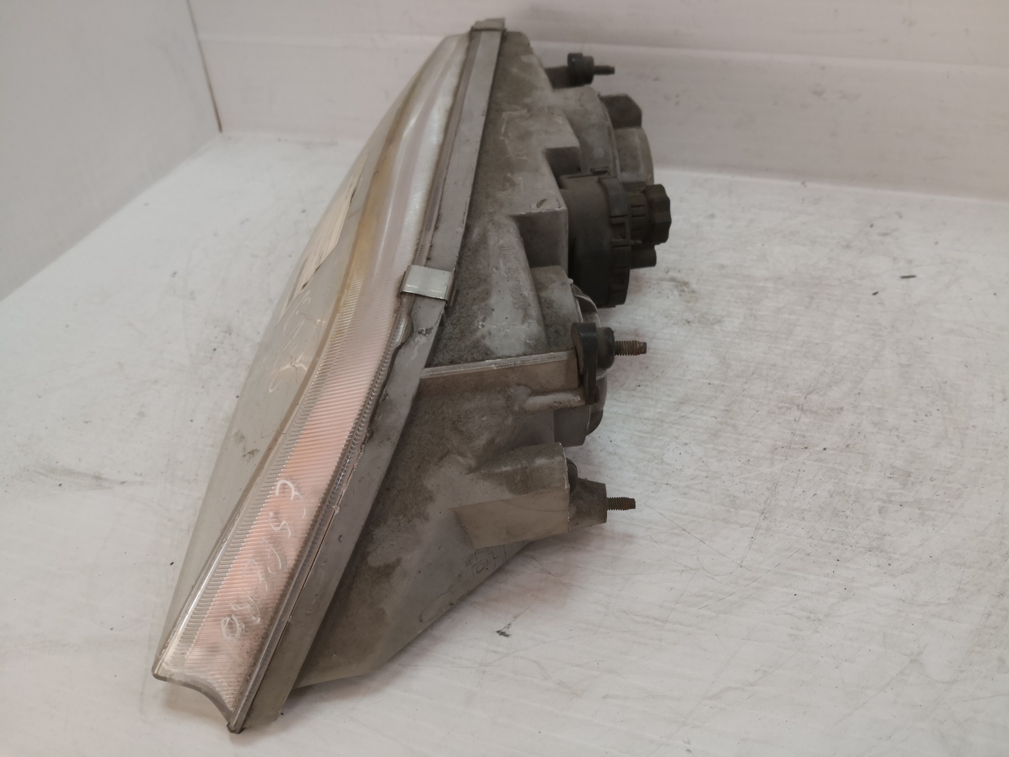 Ótica Dto DAEWOO ESPERO (KLEJ) | 91 - 99 Imagem-1