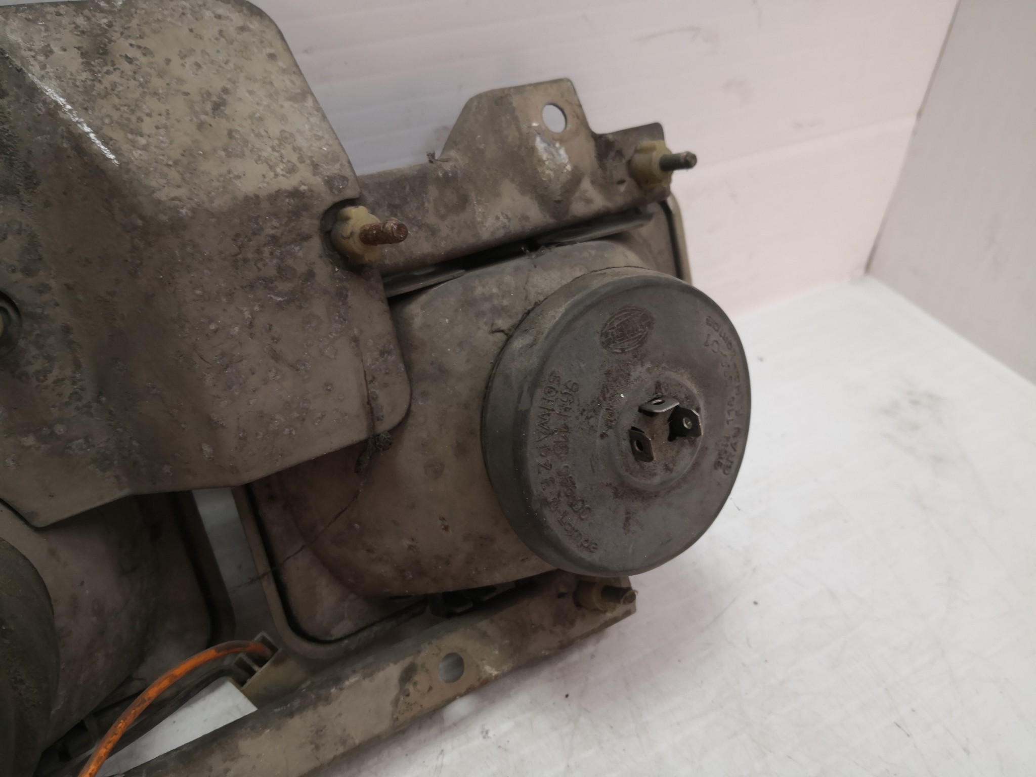 Ótica Dto NISSAN VANETTE Caixa (C22) | 86 - 11 Imagem-3