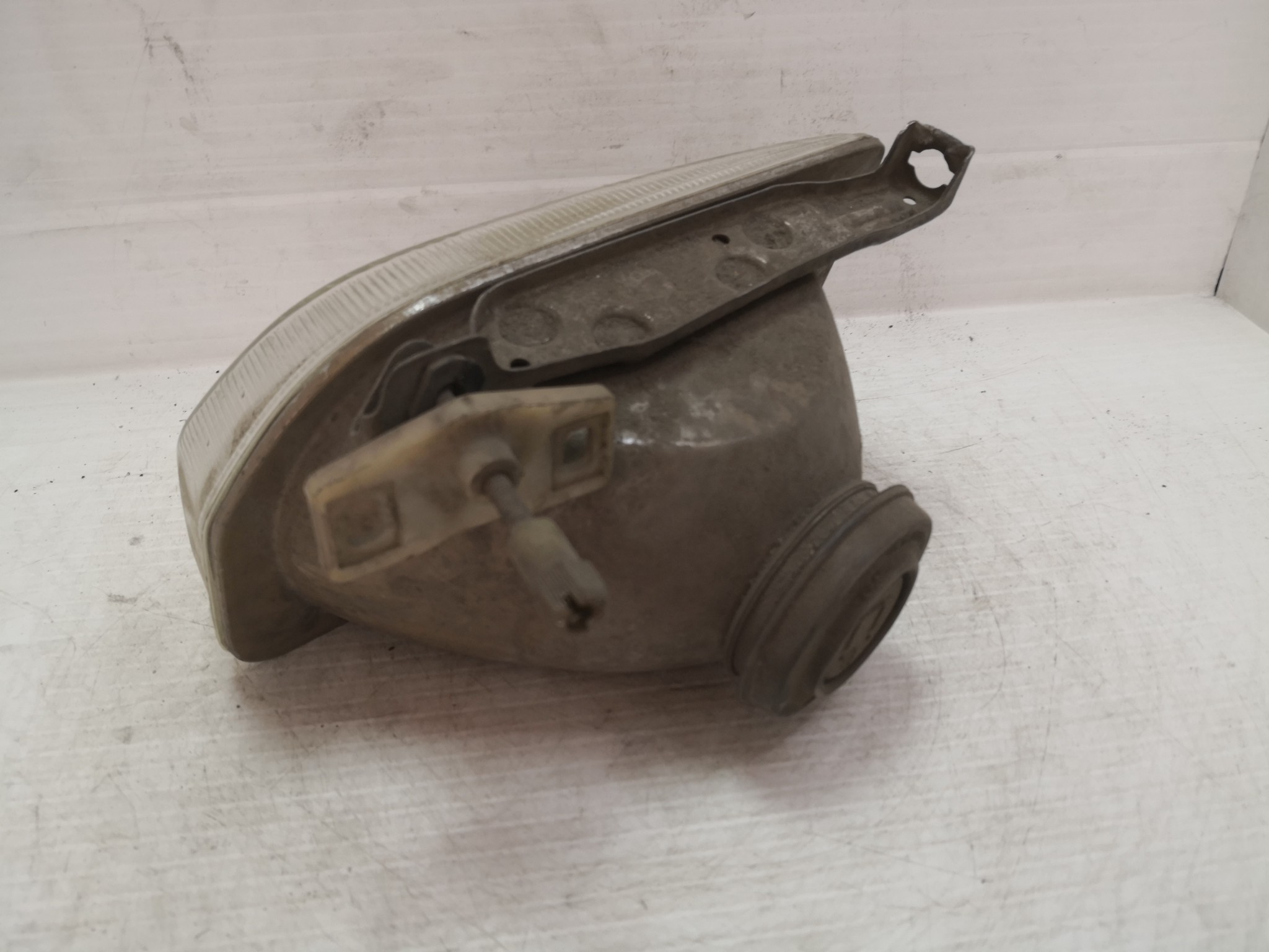 Ótica Dto FORD ESCORT IV (GAF, AWF, ABFT) | 83 - 90 Imagem-2