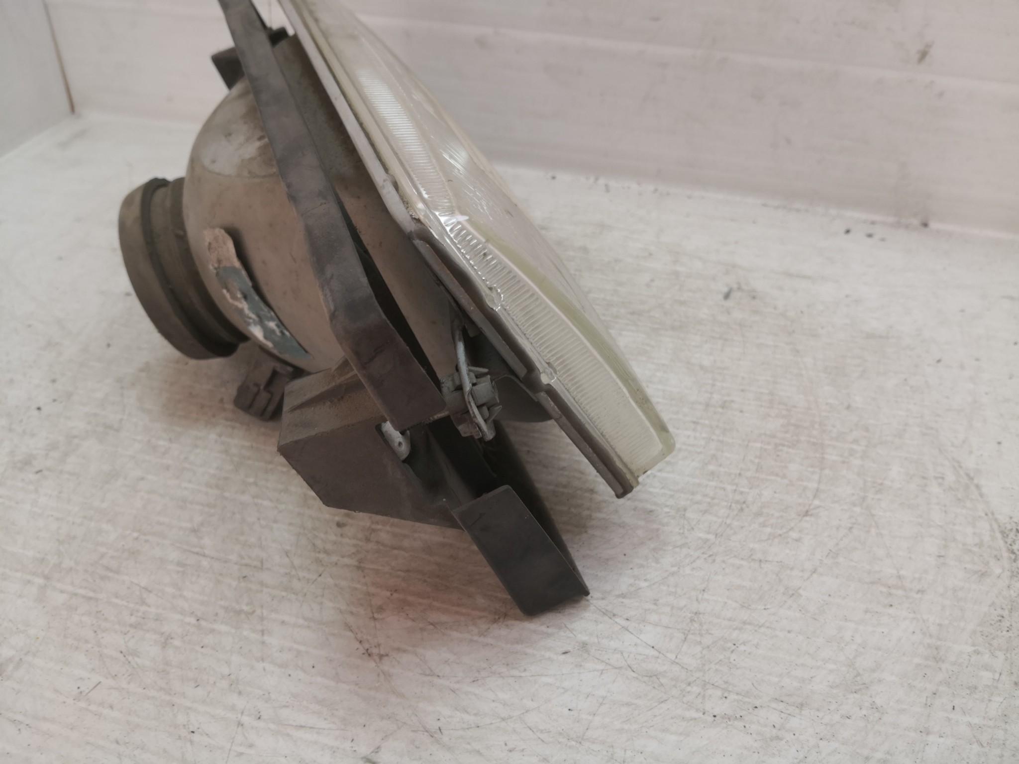 Ótica Esq VOLKSWAGEN POLO (86C, 80) | 81 - 94 Imagem-3