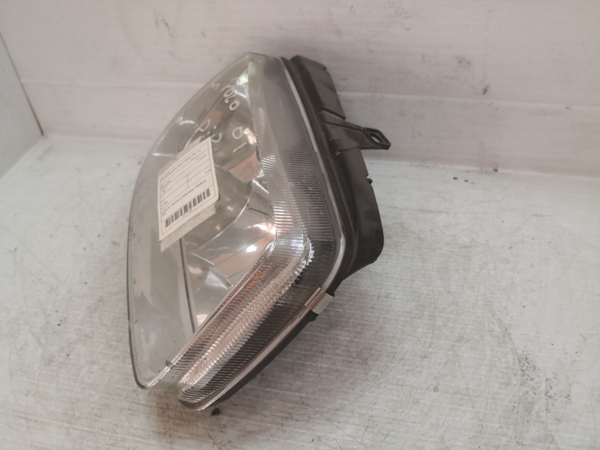 Ótica Dto VOLKSWAGEN POLO (6N2) | 99 - 01 Imagem-1