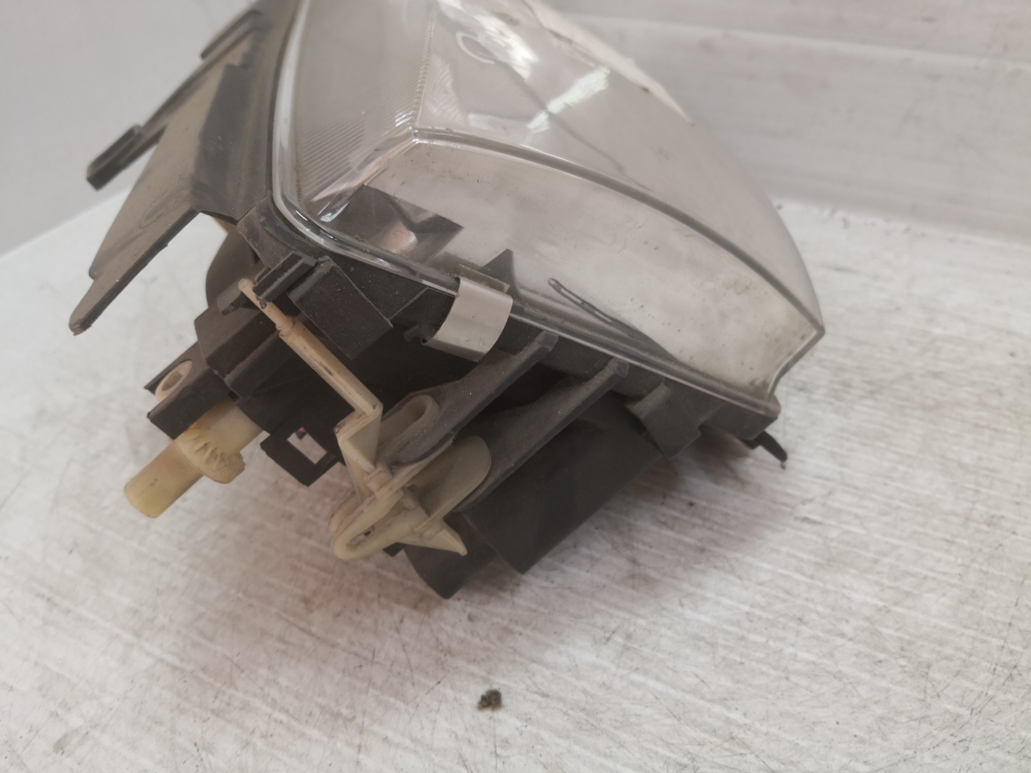 Ótica Dto VOLKSWAGEN POLO (6N2) | 99 - 01 Imagem-4