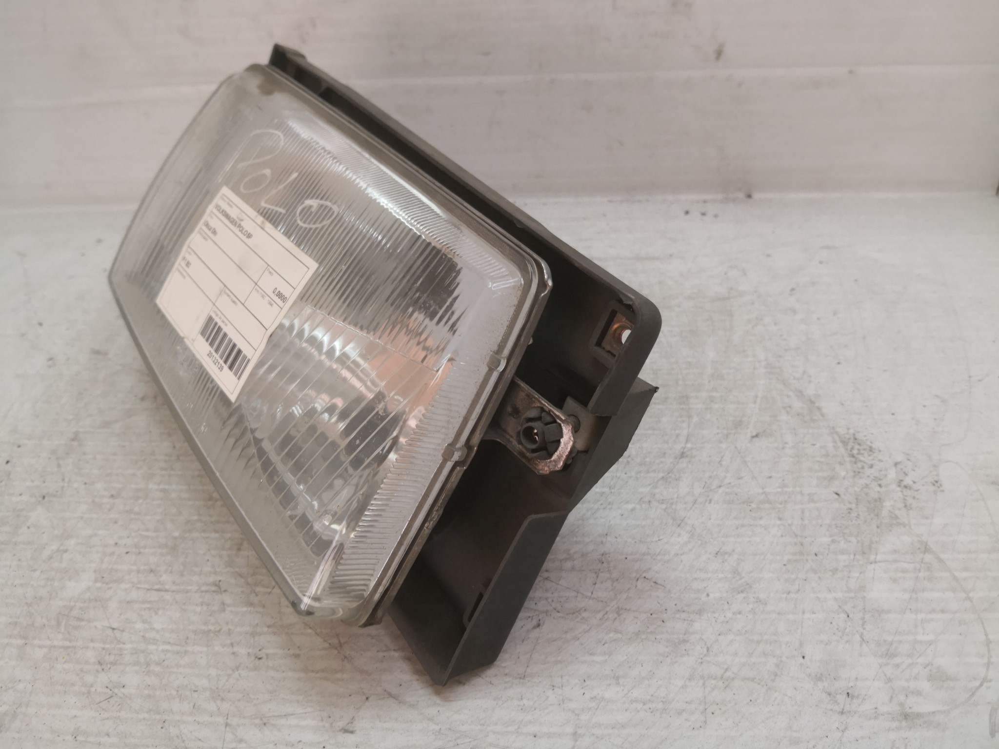 Ótica Dto VOLKSWAGEN POLO (86C, 80) | 81 - 94 Imagem-1