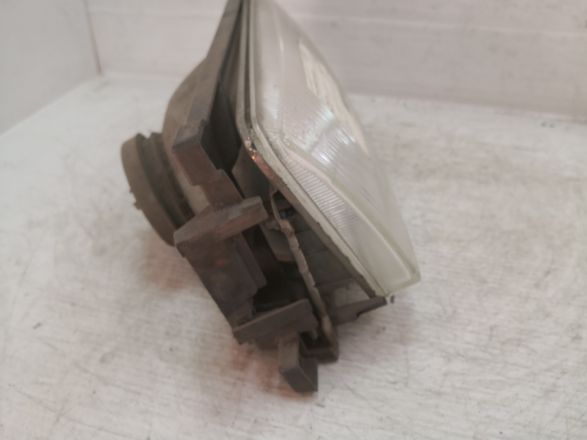 Ótica Dto VOLKSWAGEN POLO (86C, 80) | 81 - 94 Imagem-3