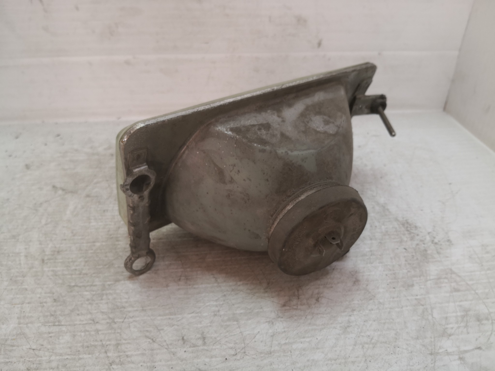 Ótica Esq VOLKSWAGEN POLO (86C, 80) | 81 - 94 Imagem-2