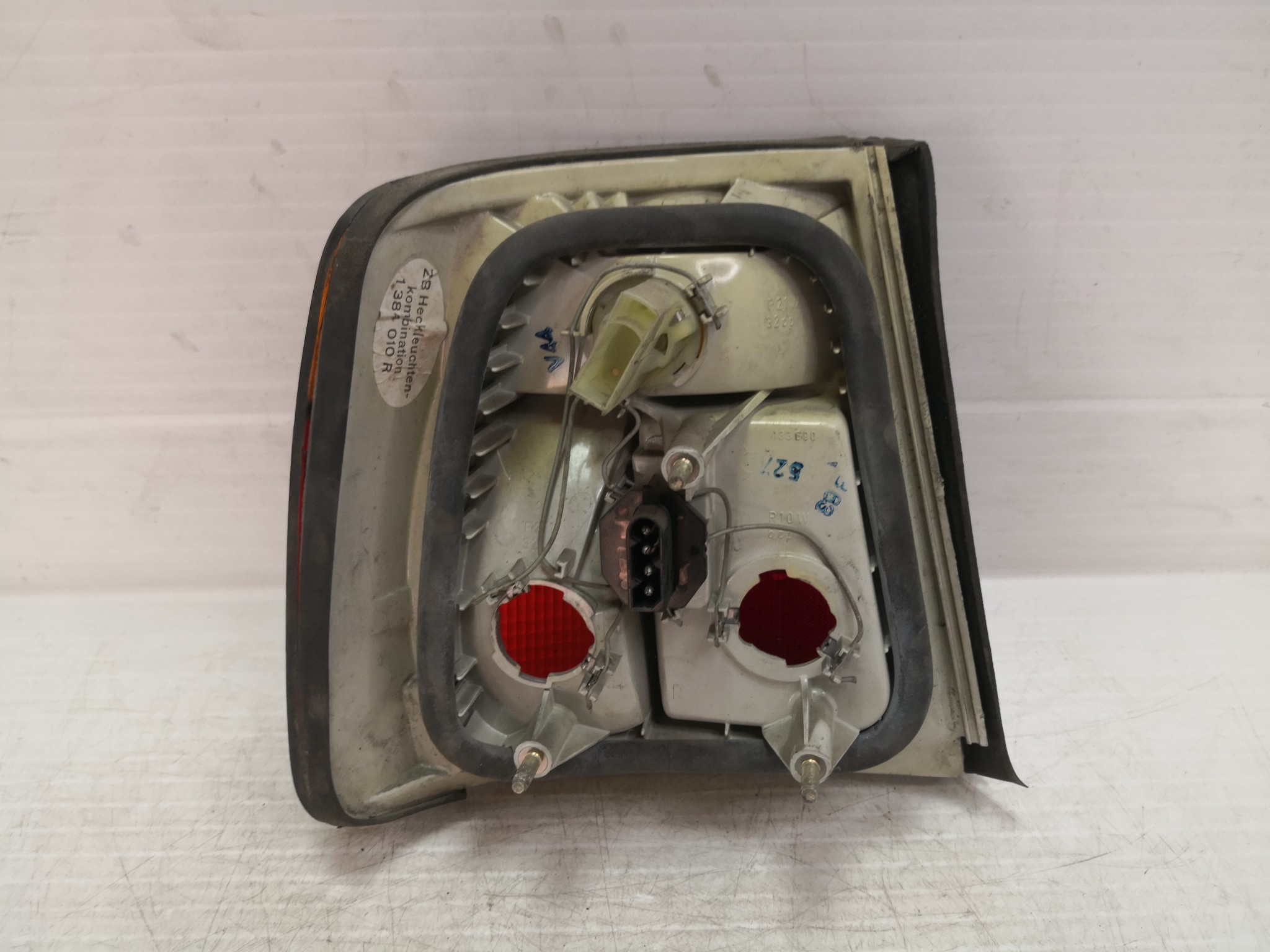 Farolim Stop Dto BMW 5 (E34) | 87 - 95 Imagem-2