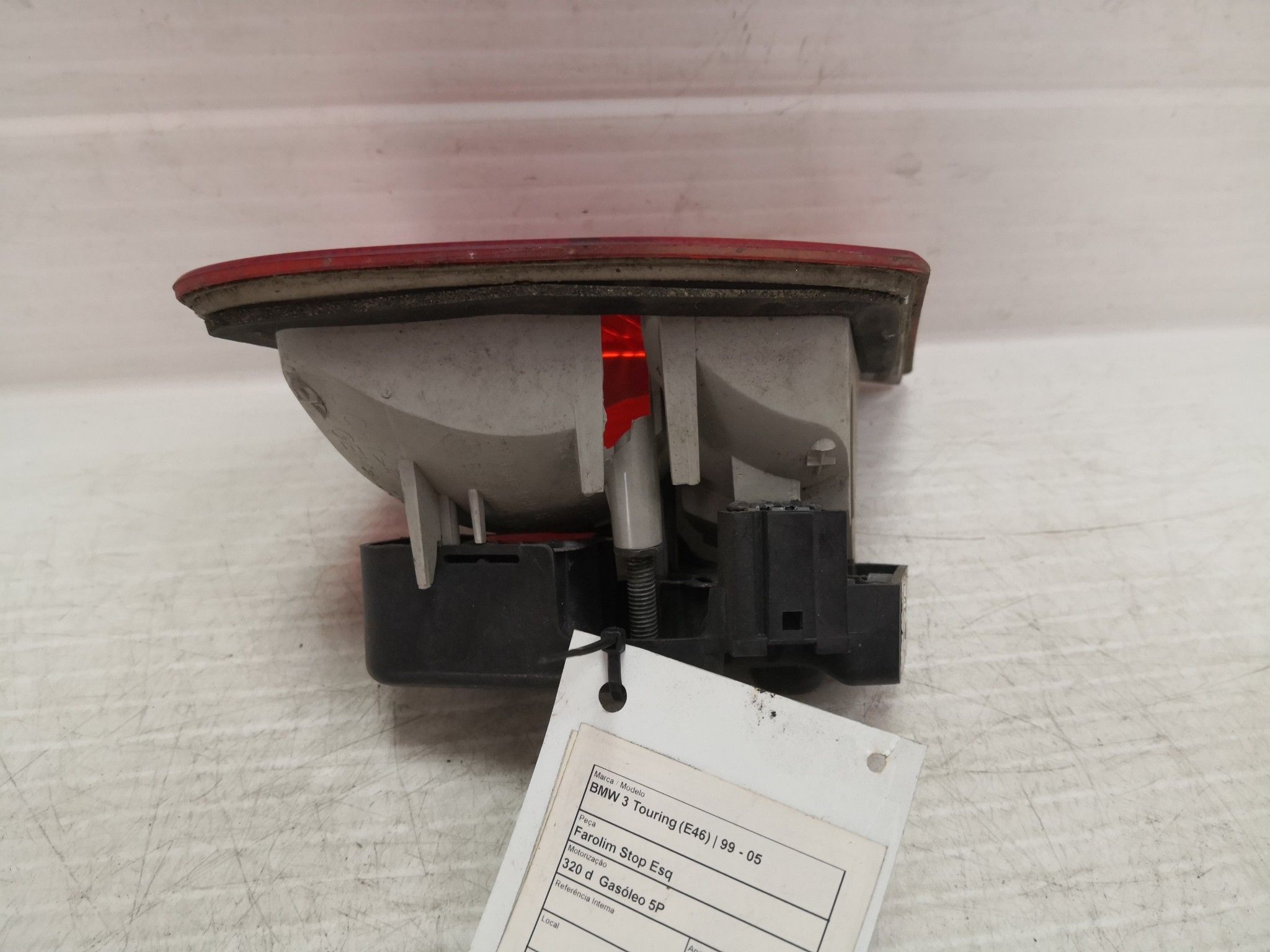 Farolim Stop Esq BMW 3 Touring (E46) | 99 - 05 Imagem-2
