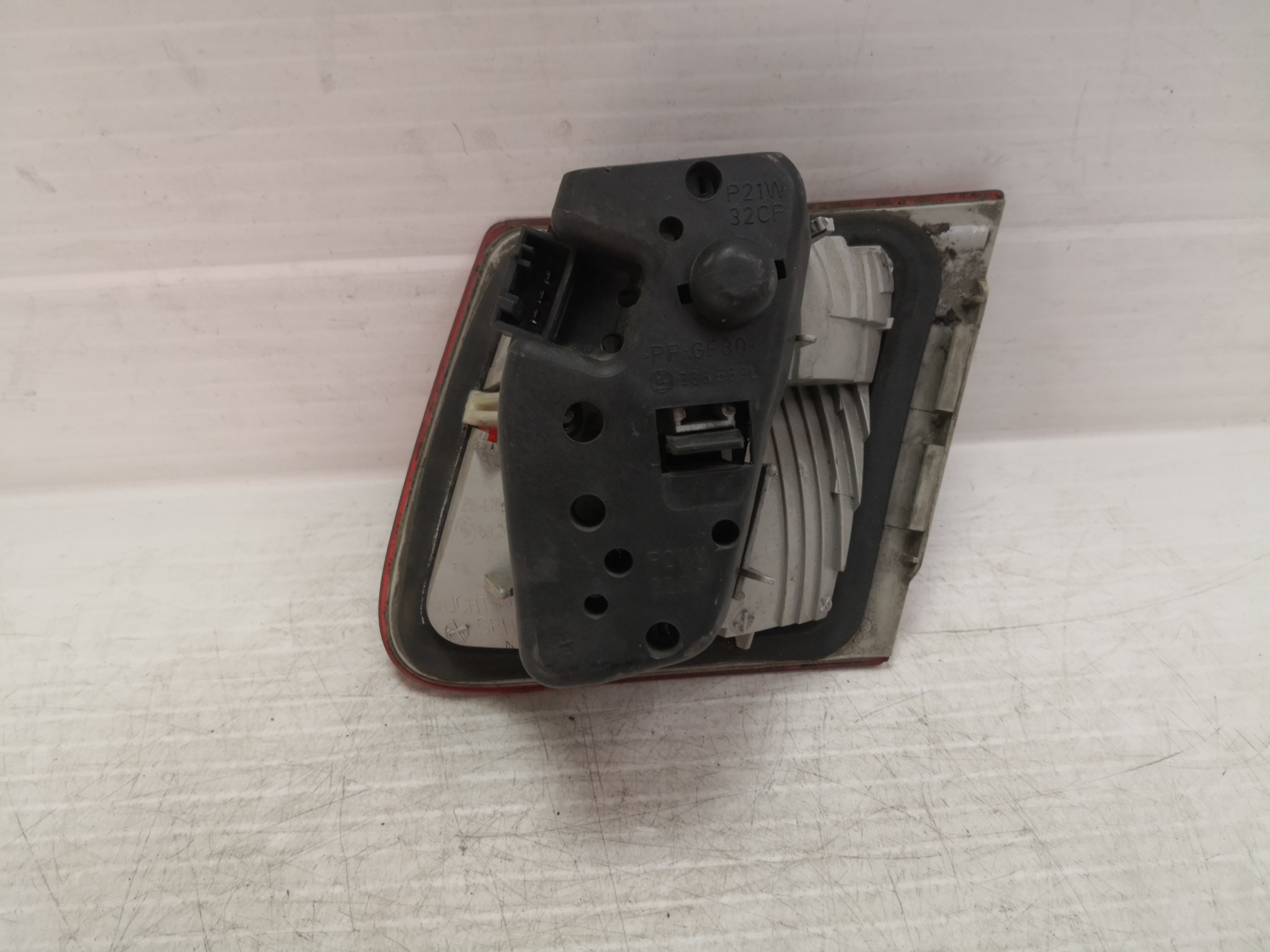 Farolim Mala BMW 3 Touring (E46) | 99 - 05 Imagem-1