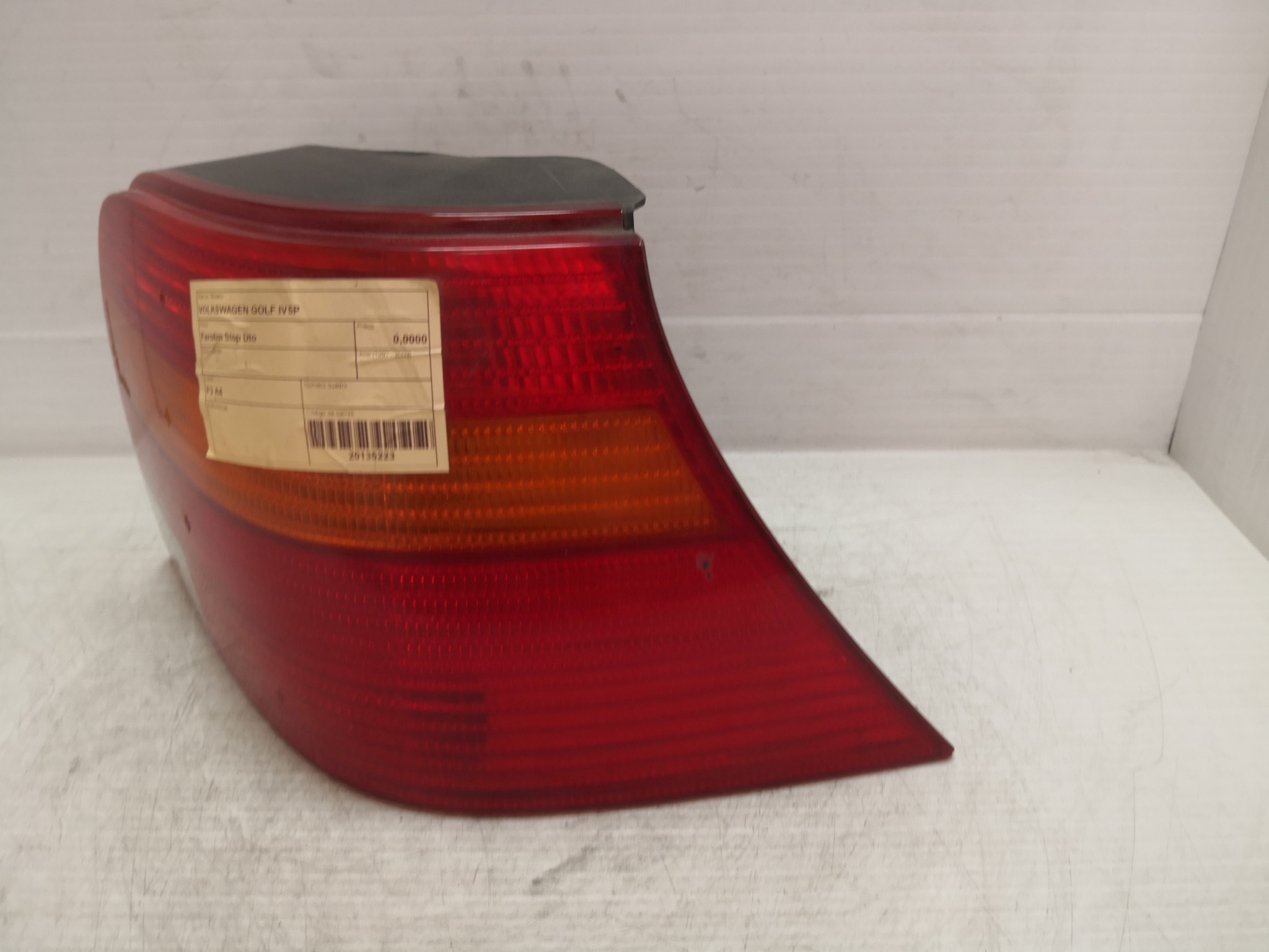 Farolim Stop Dto VOLKSWAGEN GOLF IV (1J1) | 97 - 07 Imagem-2