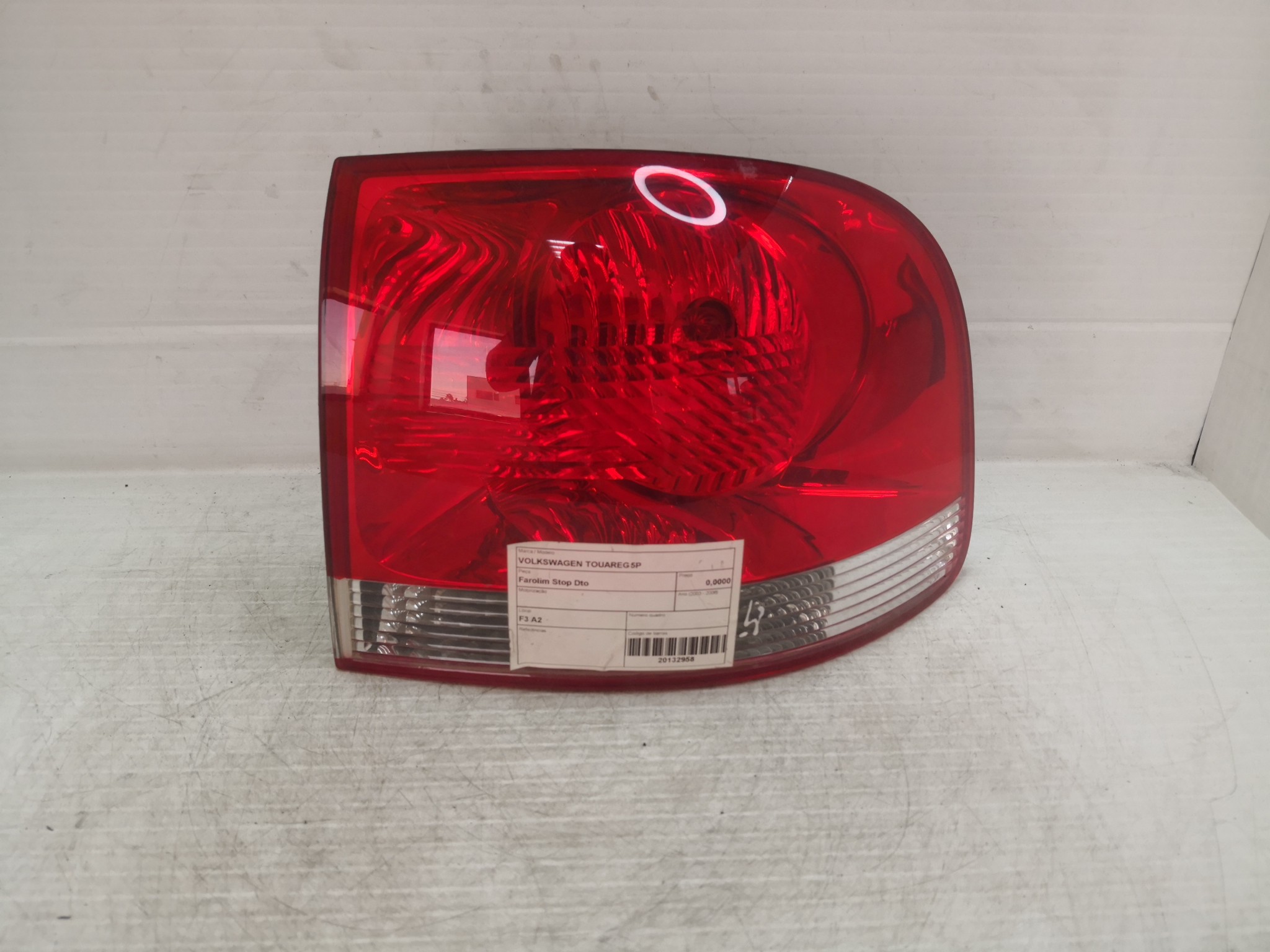 Farolim Stop Dto VOLKSWAGEN - ID S_22957
