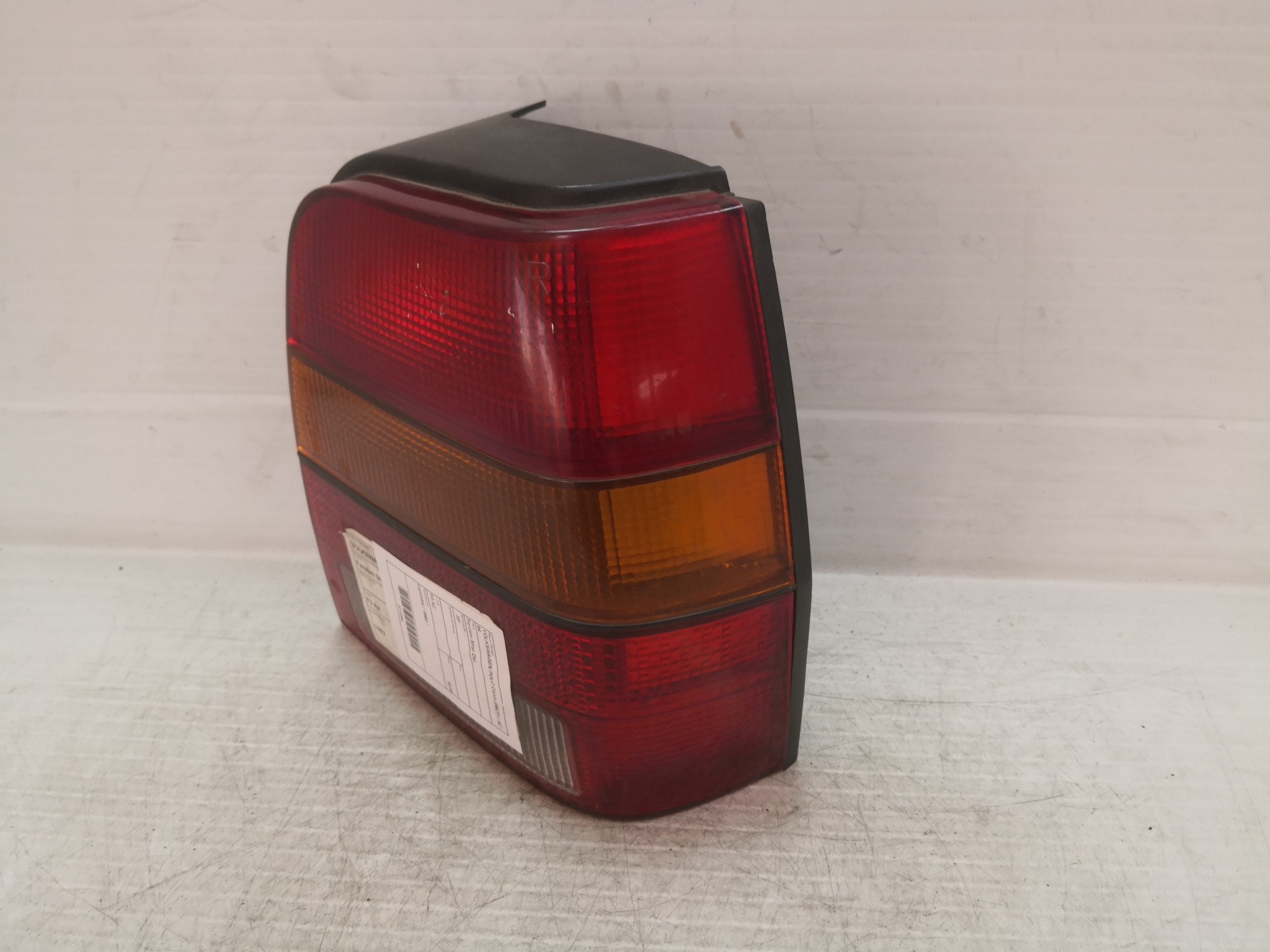 Farolim Stop Dto VOLKSWAGEN POLO Caixa (86CF) | 92 - 94 Imagem-1