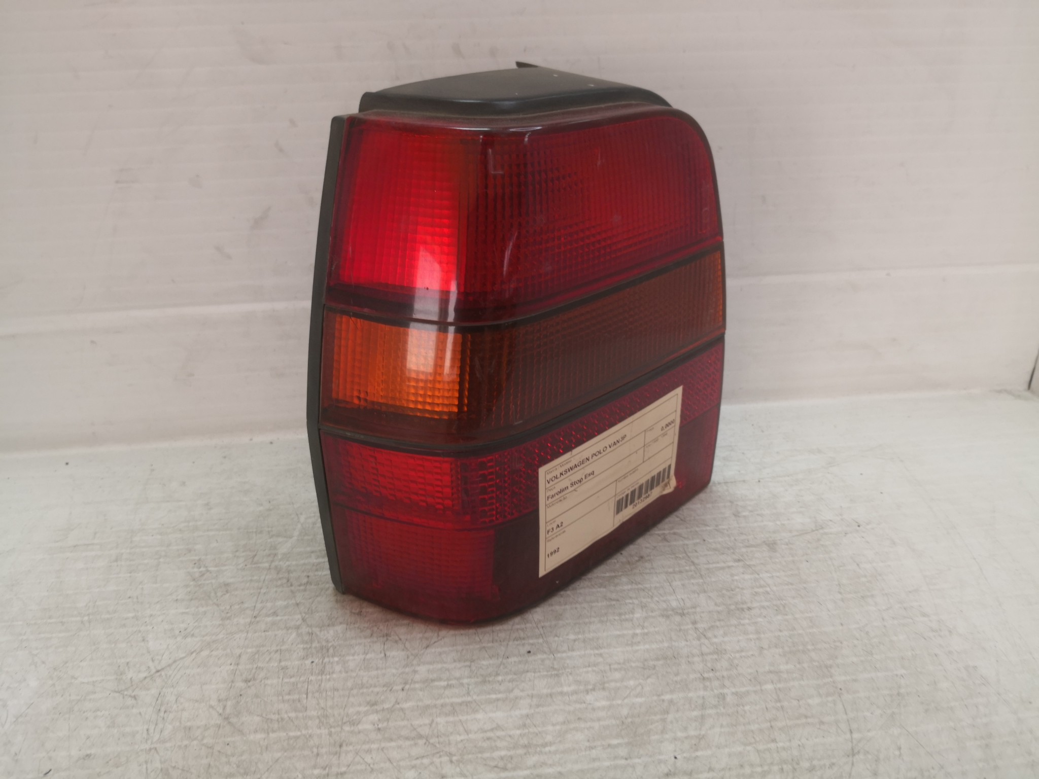 Farolim Stop Esq VOLKSWAGEN POLO (86C, 80) | 81 - 94 Imagem-1